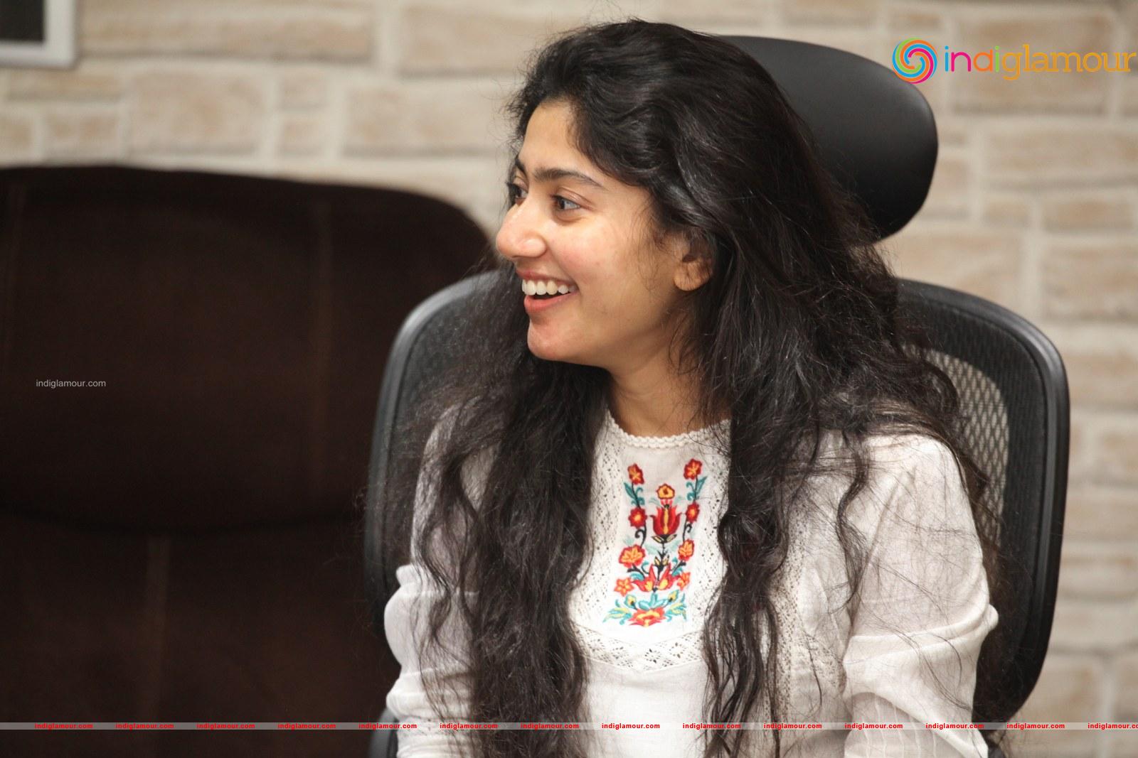 Sai Pallavi Actress hd photo