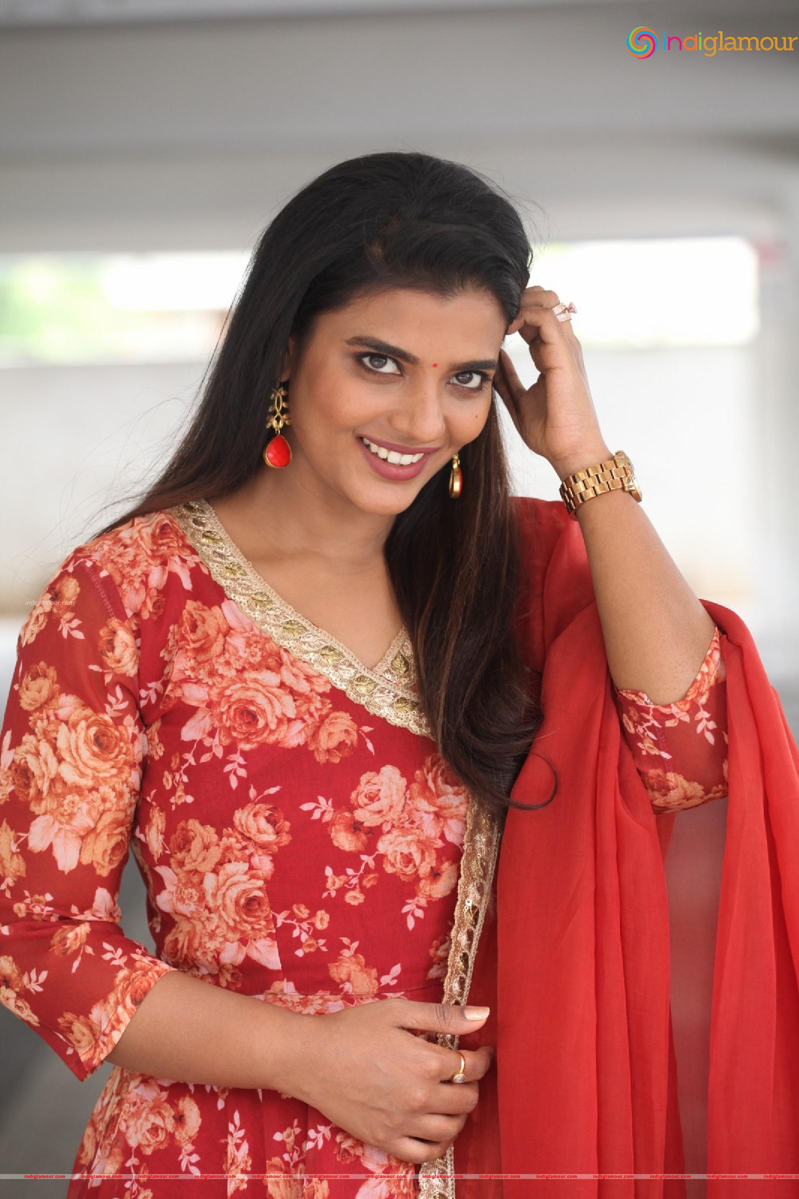 Aishwarya Rajesh Actress hd photo