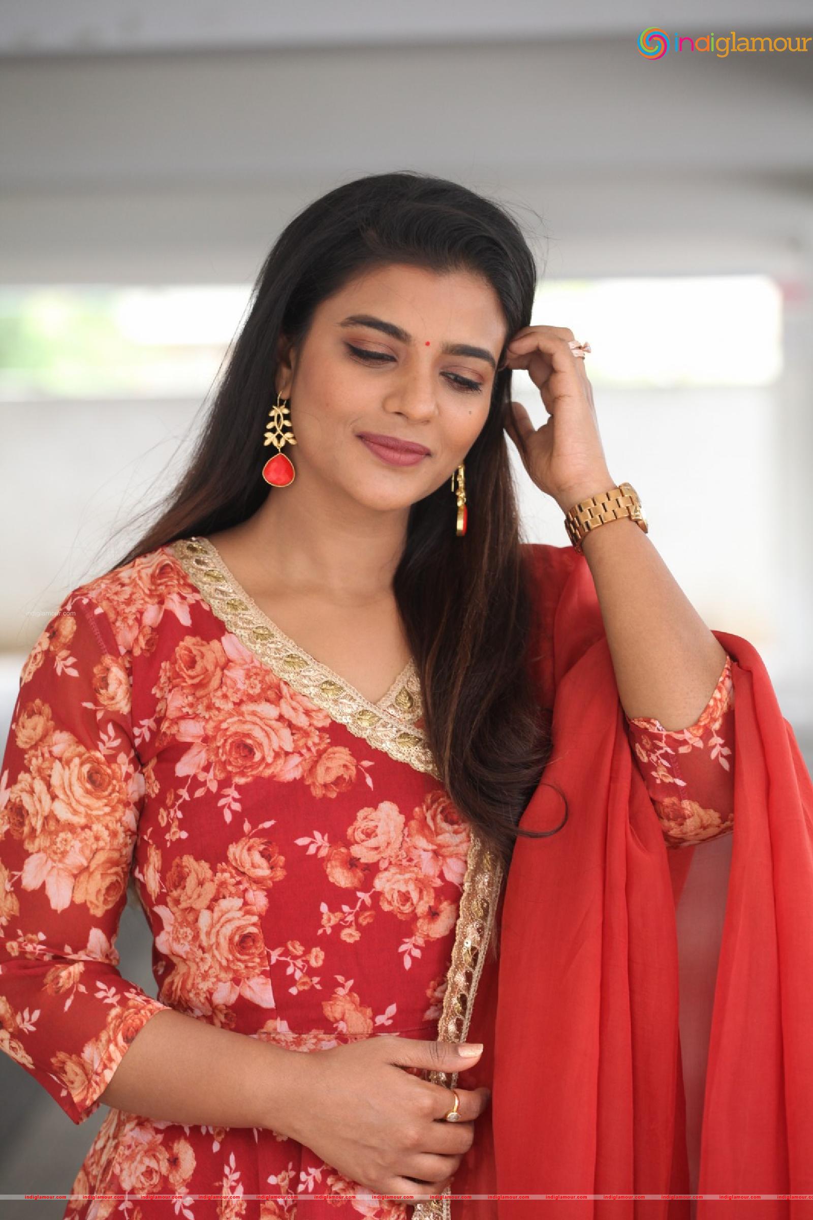 Aishwarya Rajesh Actress hd photo