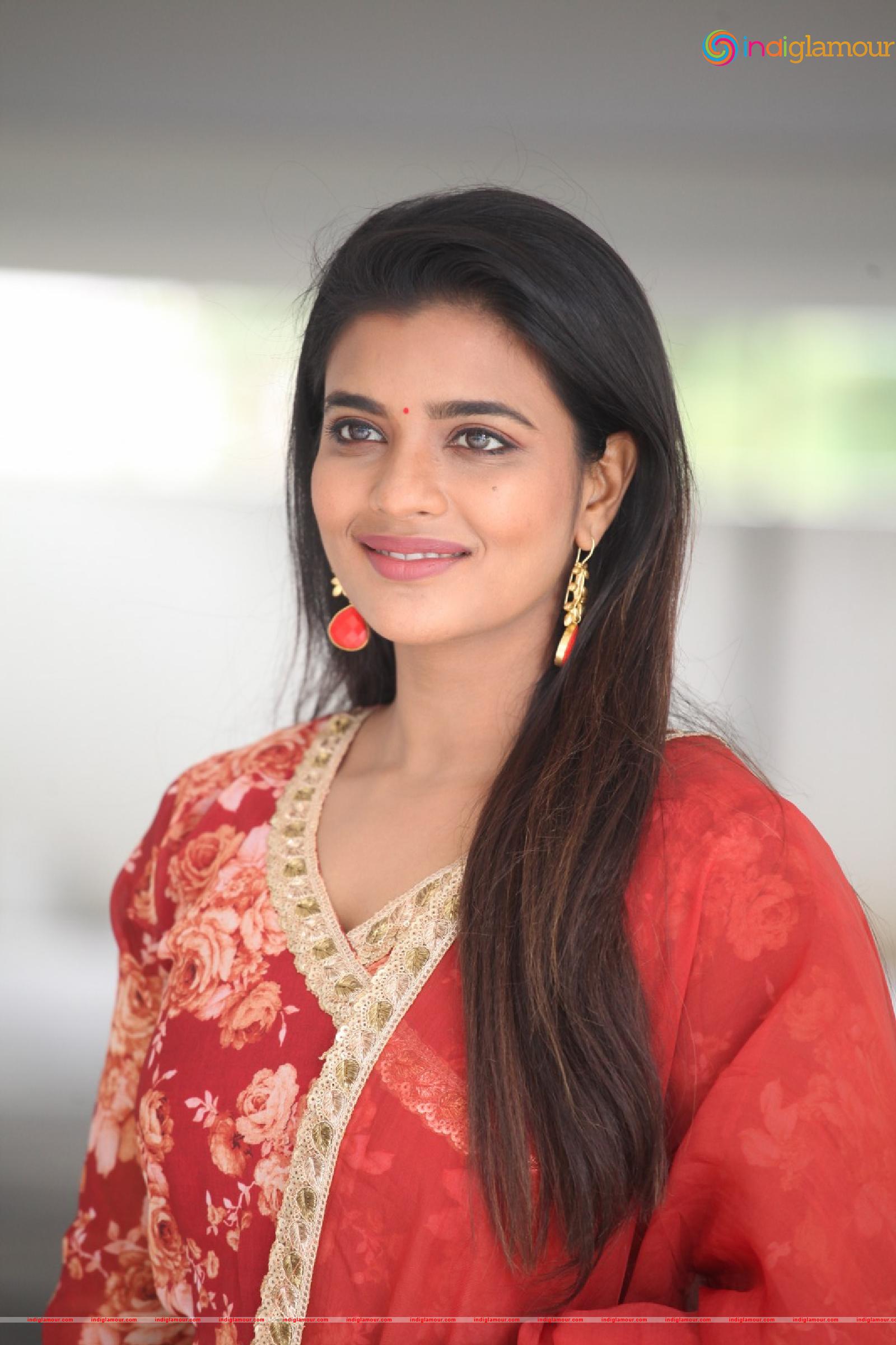 Aishwarya Rajesh Actress hd photo