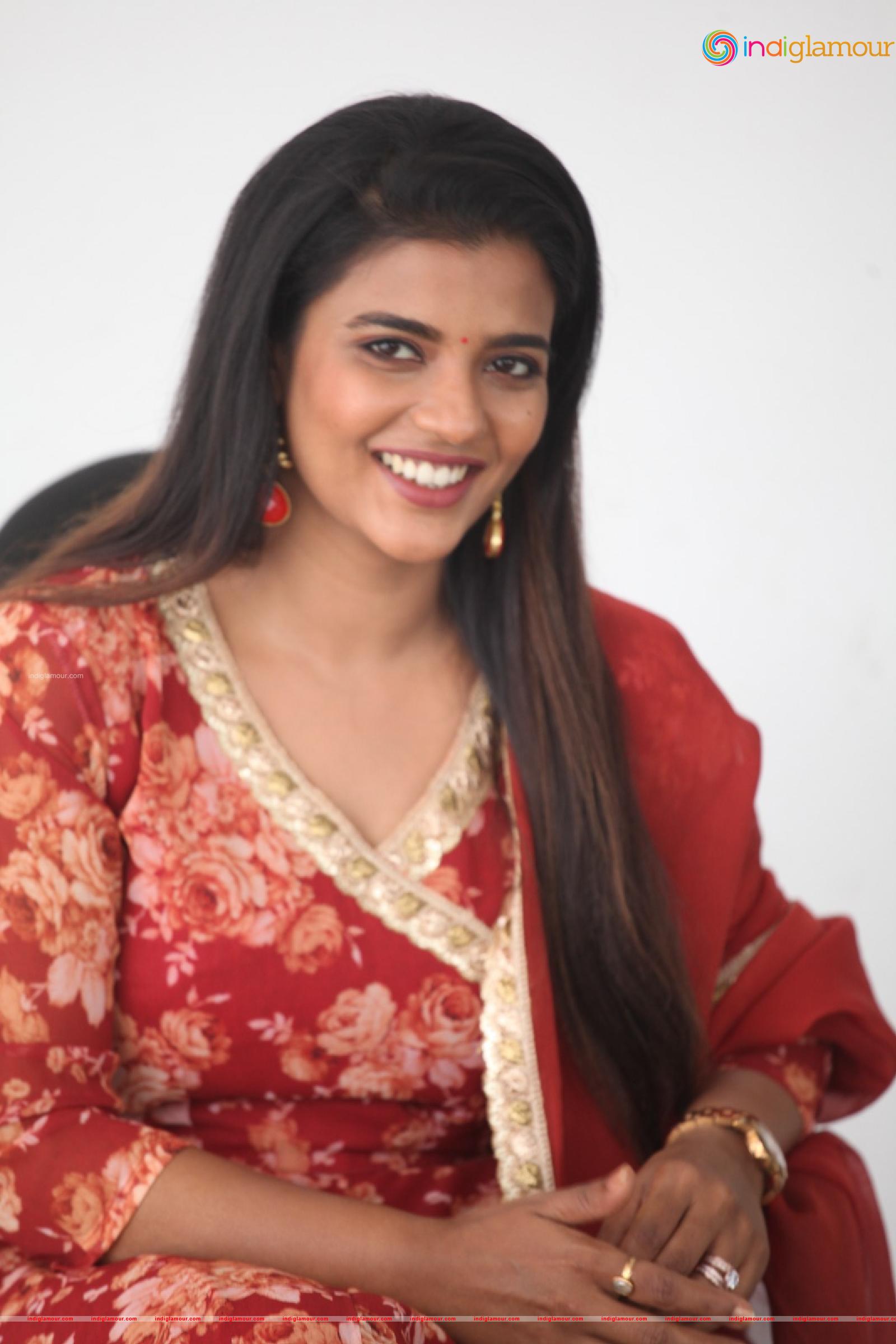 Aishwarya Rajesh Actress hd photo