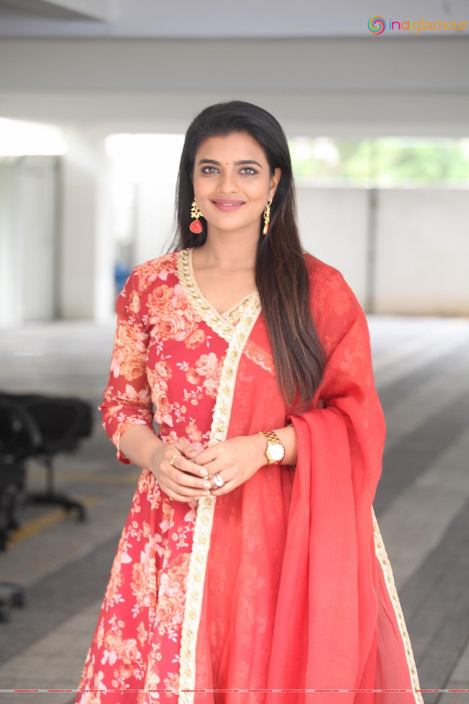 Aishwarya Rajesh Actress hd photo