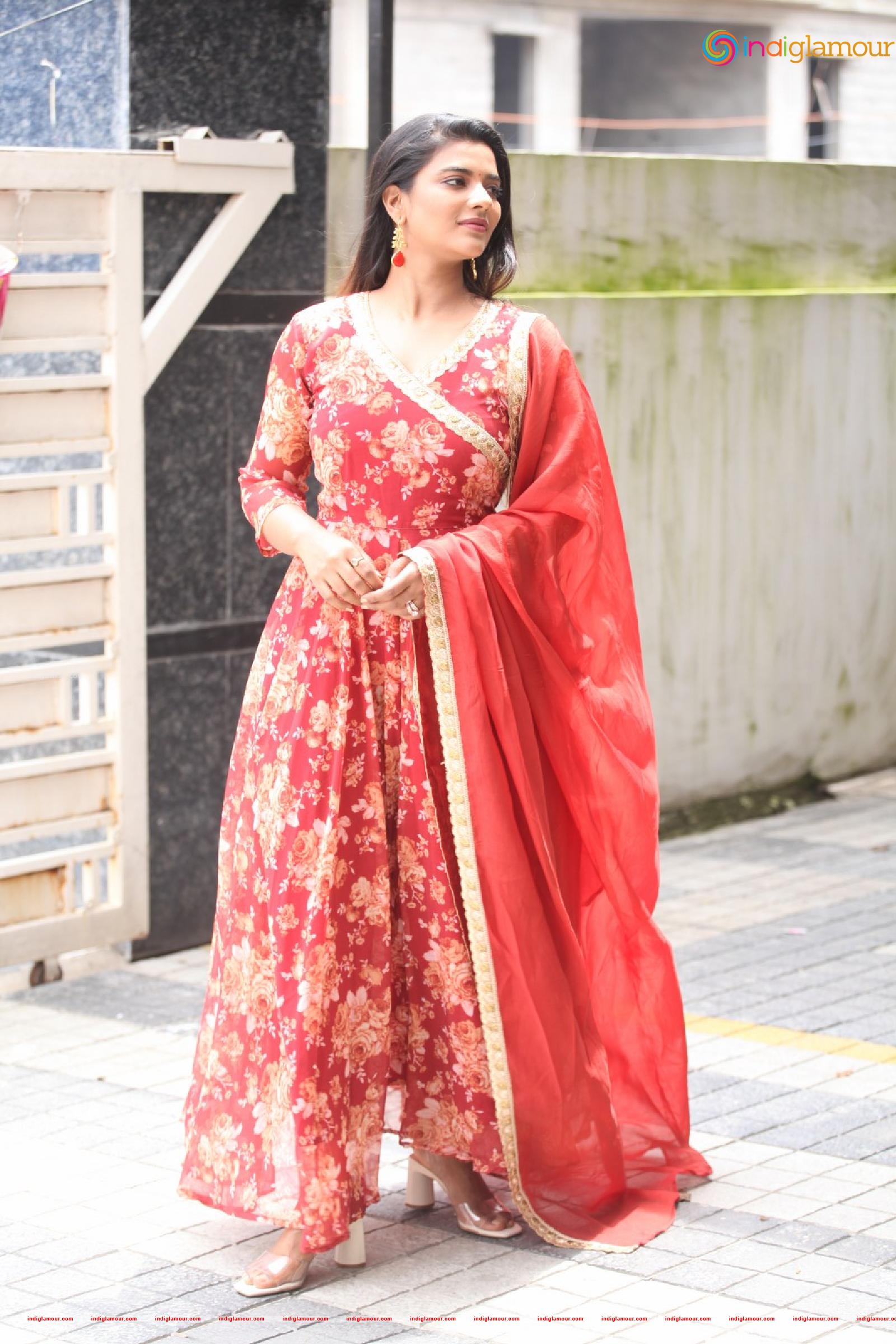 Aishwarya Rajesh Actress hd photo