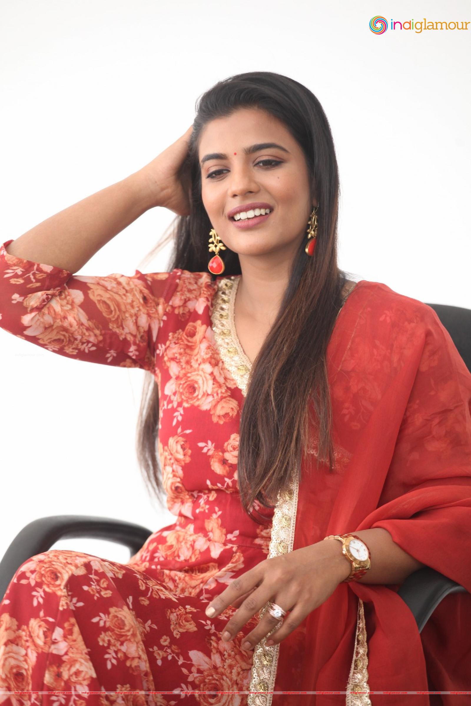 Aishwarya Rajesh Actress hd photo