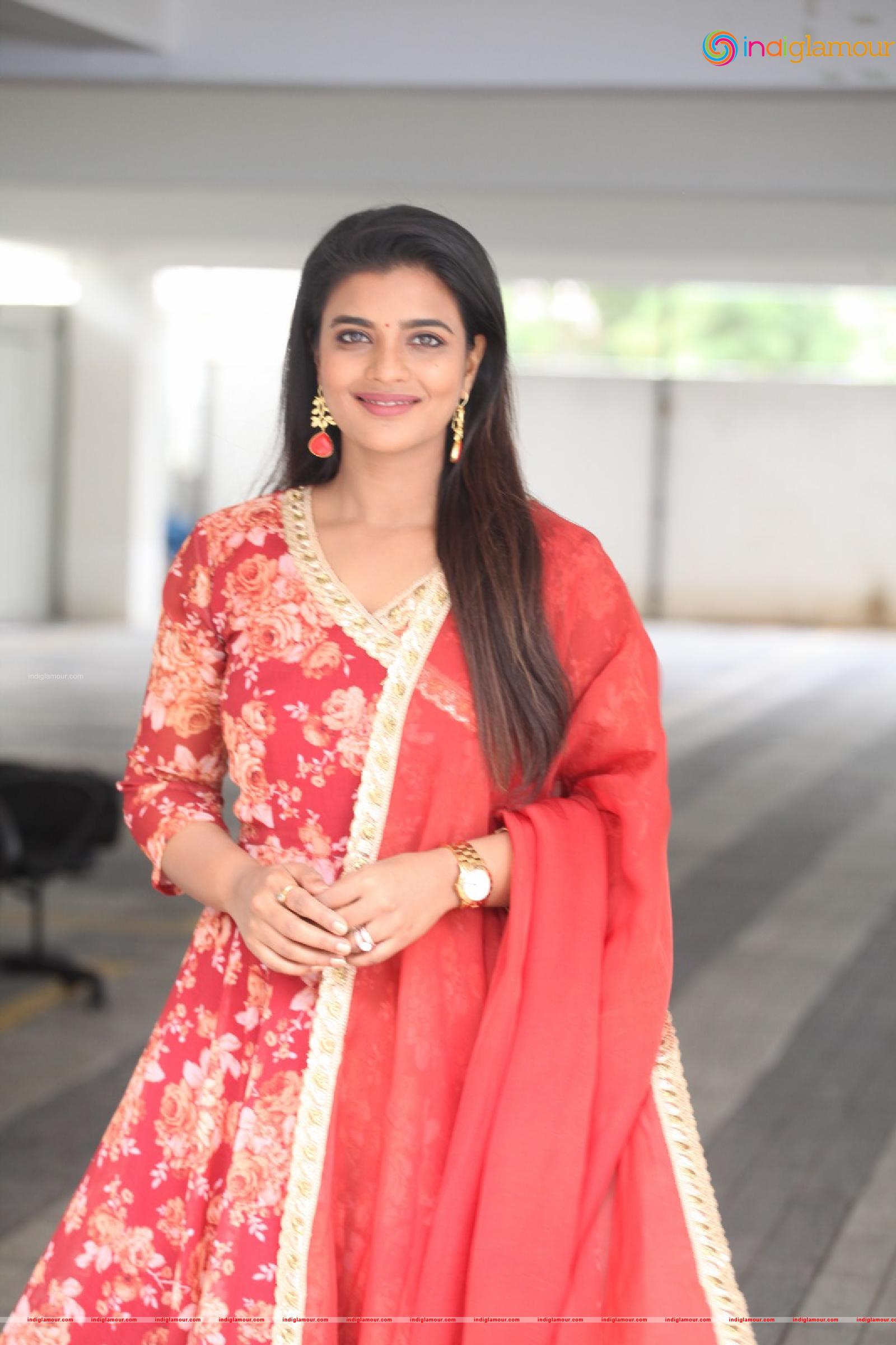 Aishwarya Rajesh Actress hd photo