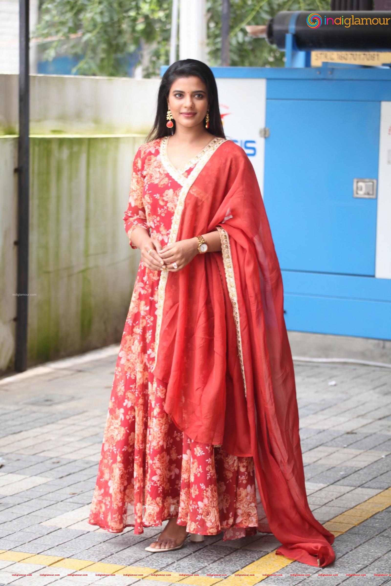 Aishwarya Rajesh Actress hd photo