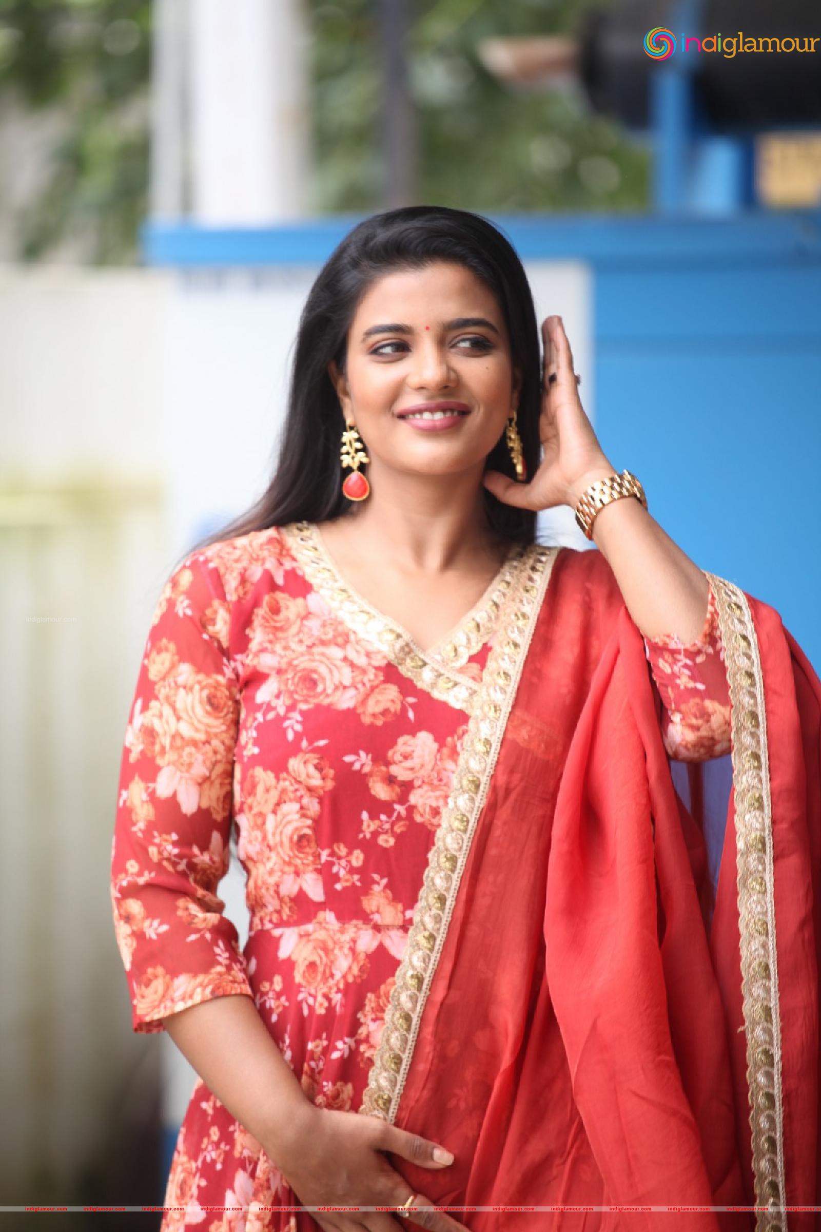 Aishwarya Rajesh Actress hd photo