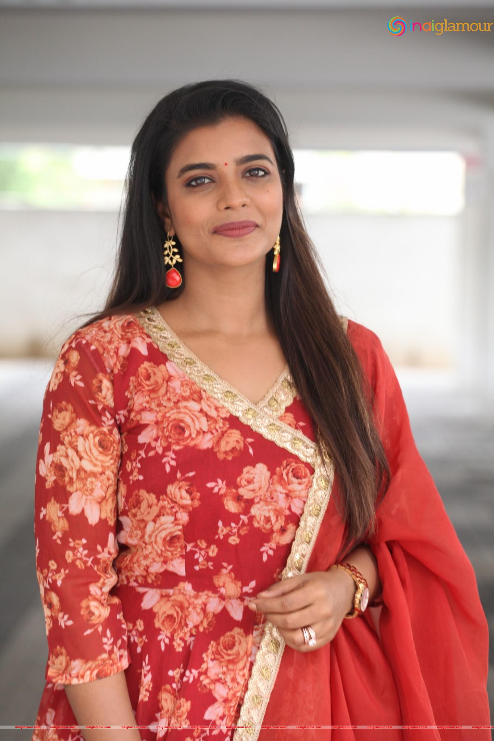 Aishwarya Rajesh Actress hd photo