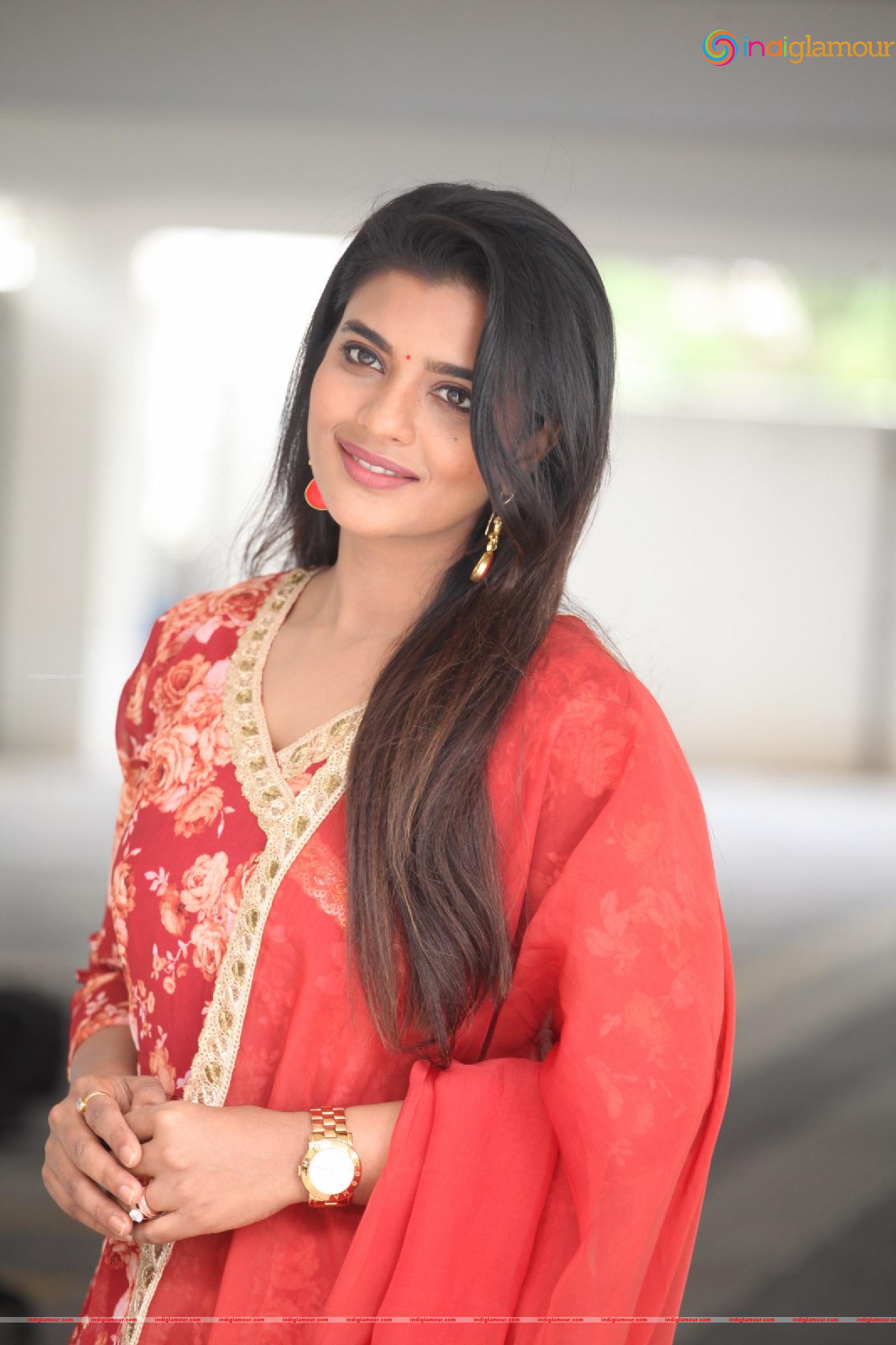 Aishwarya Rajesh Actress hd photo