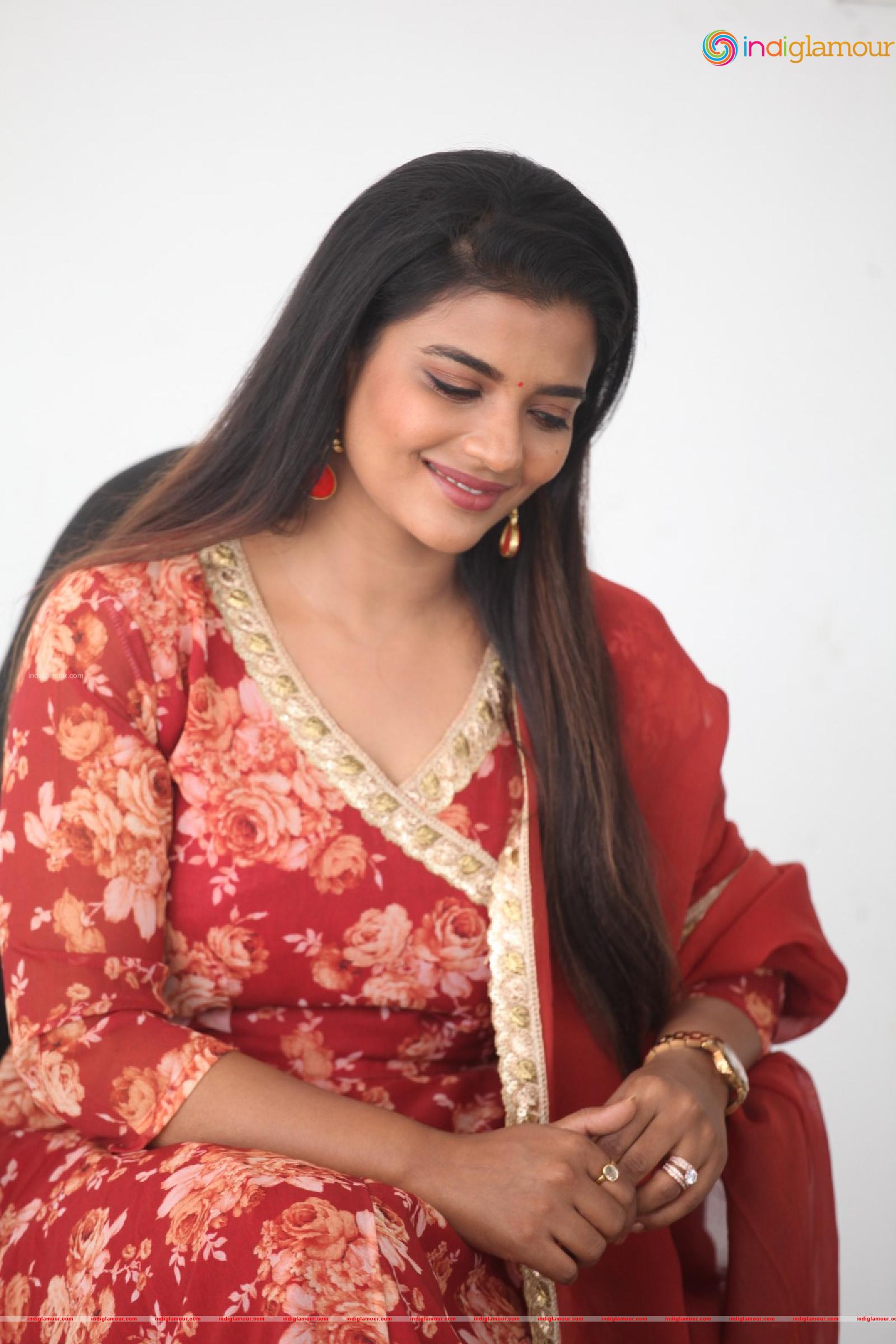 Aishwarya Rajesh Actress hd photo