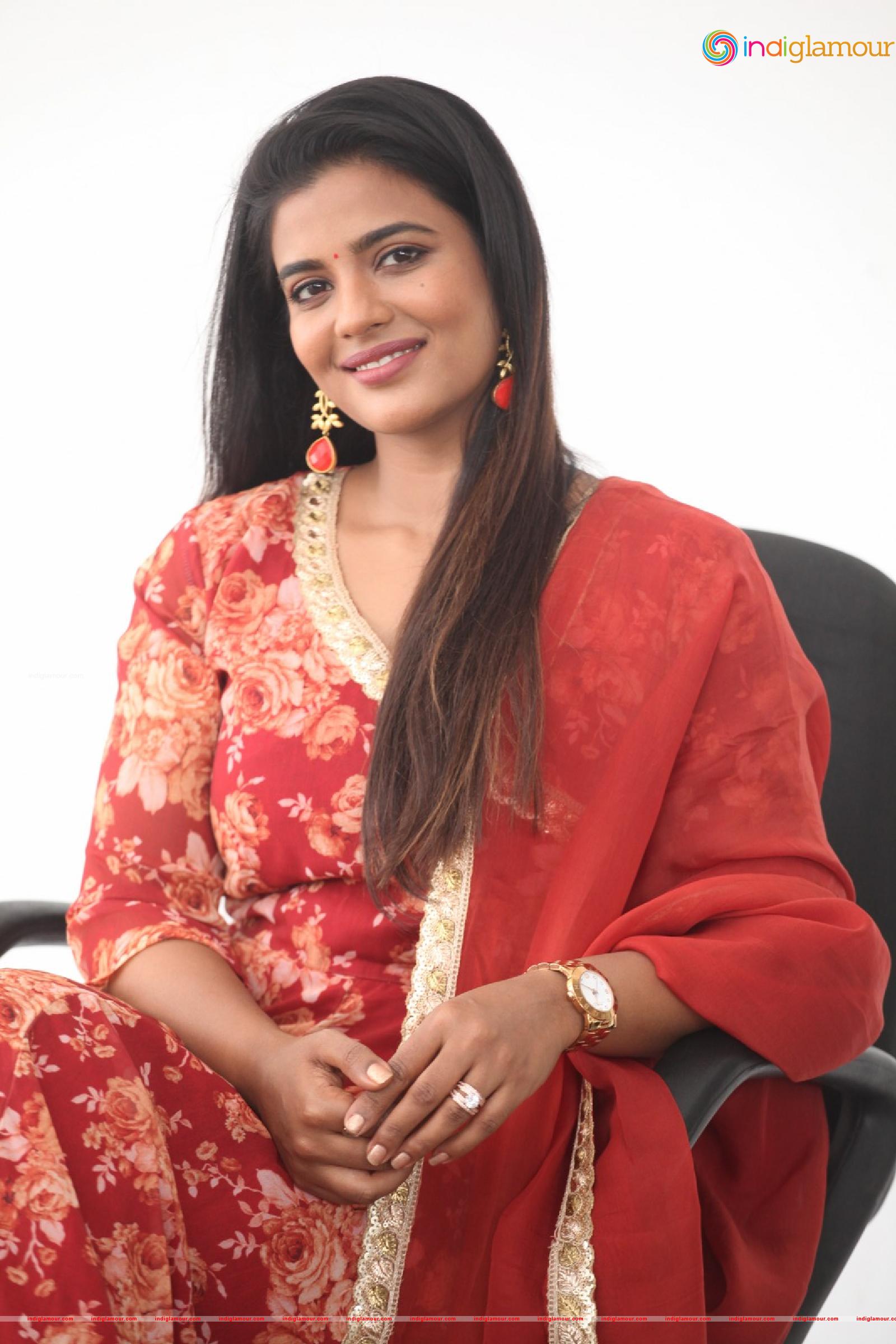 Aishwarya Rajesh Actress hd photo