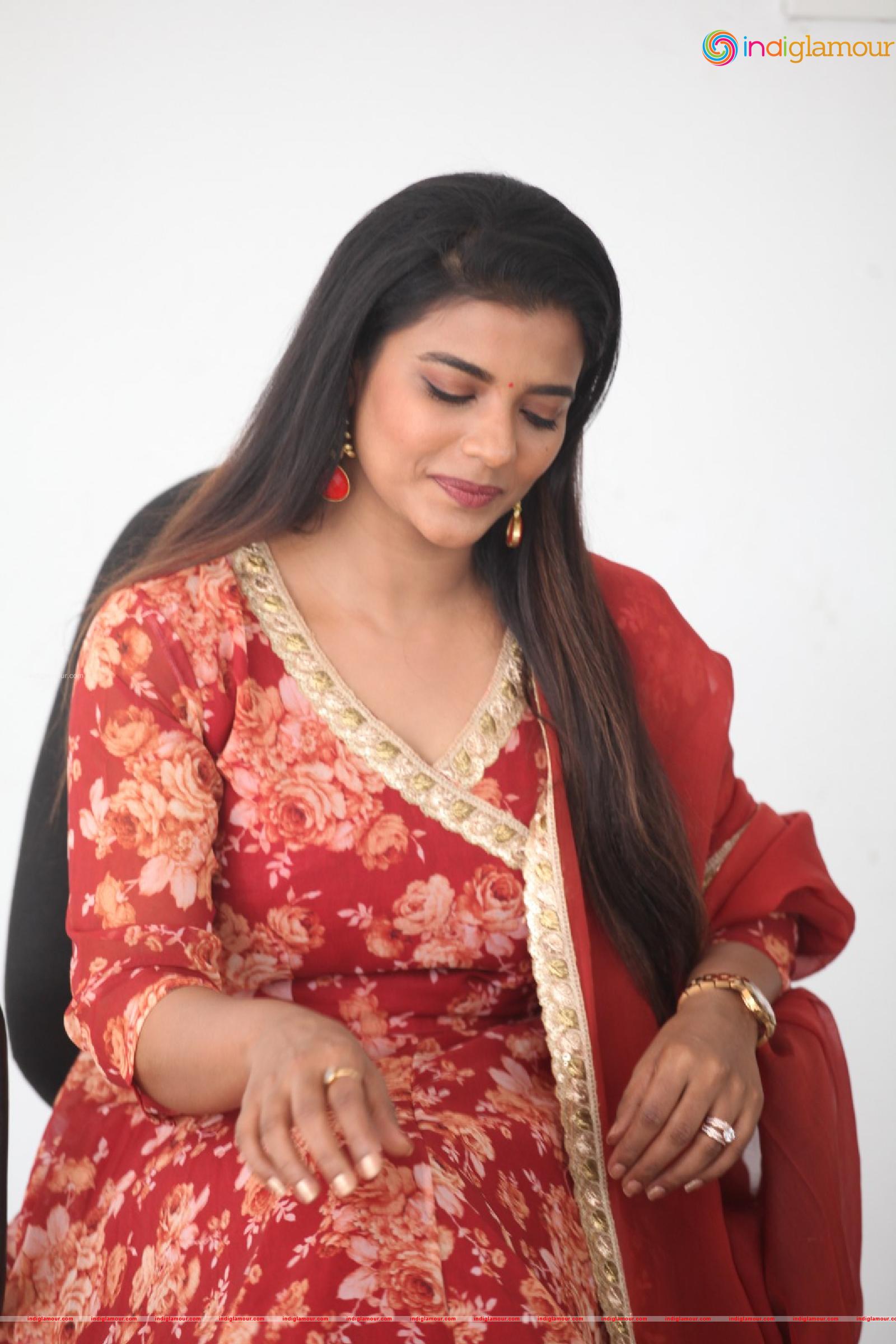 Aishwarya Rajesh Actress hd photo