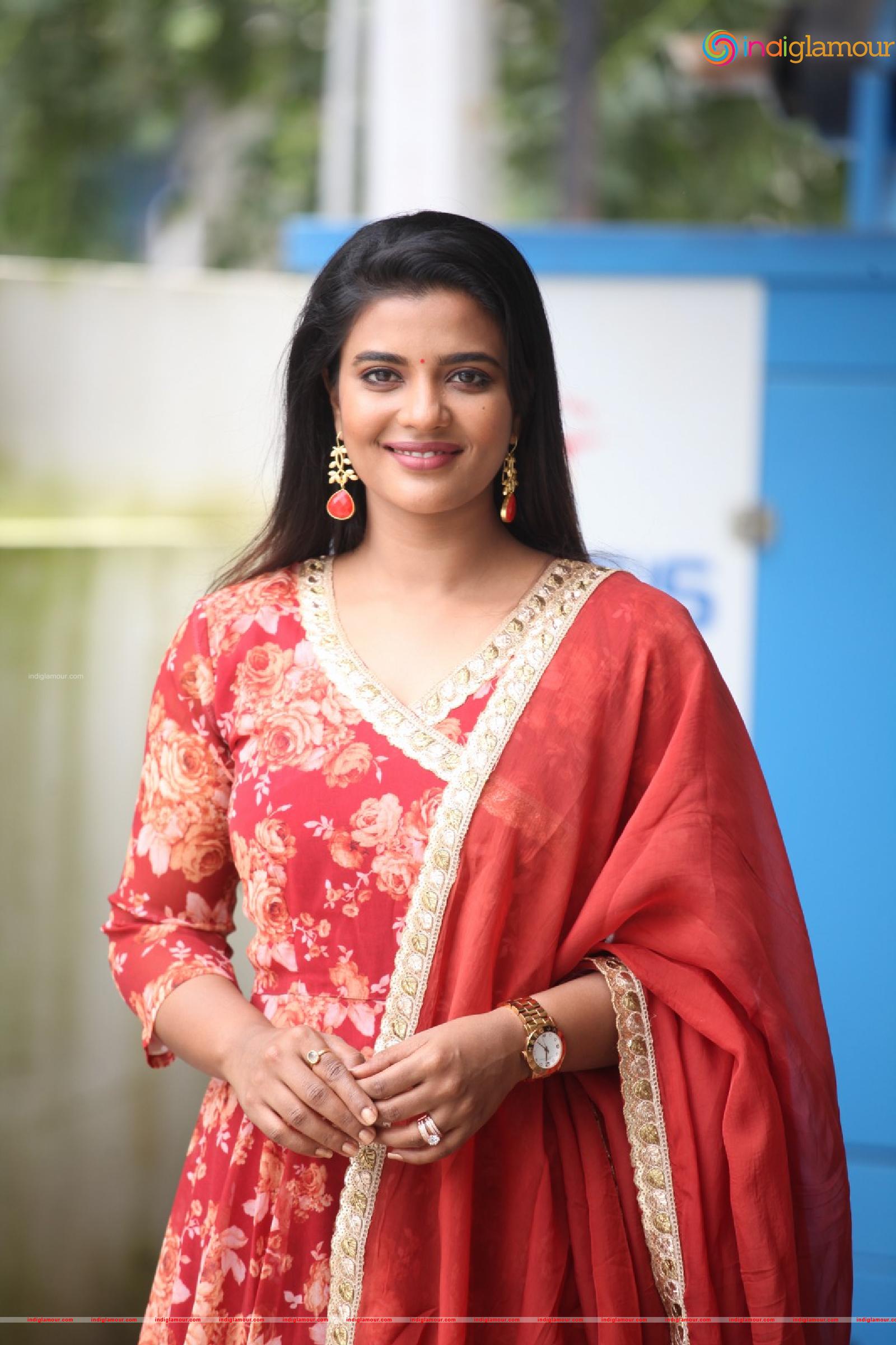 Aishwarya Rajesh Actress hd photo