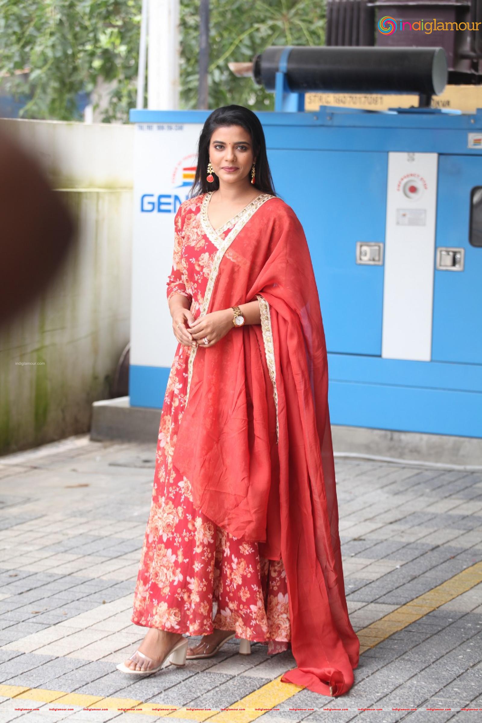 Aishwarya Rajesh Actress hd photo