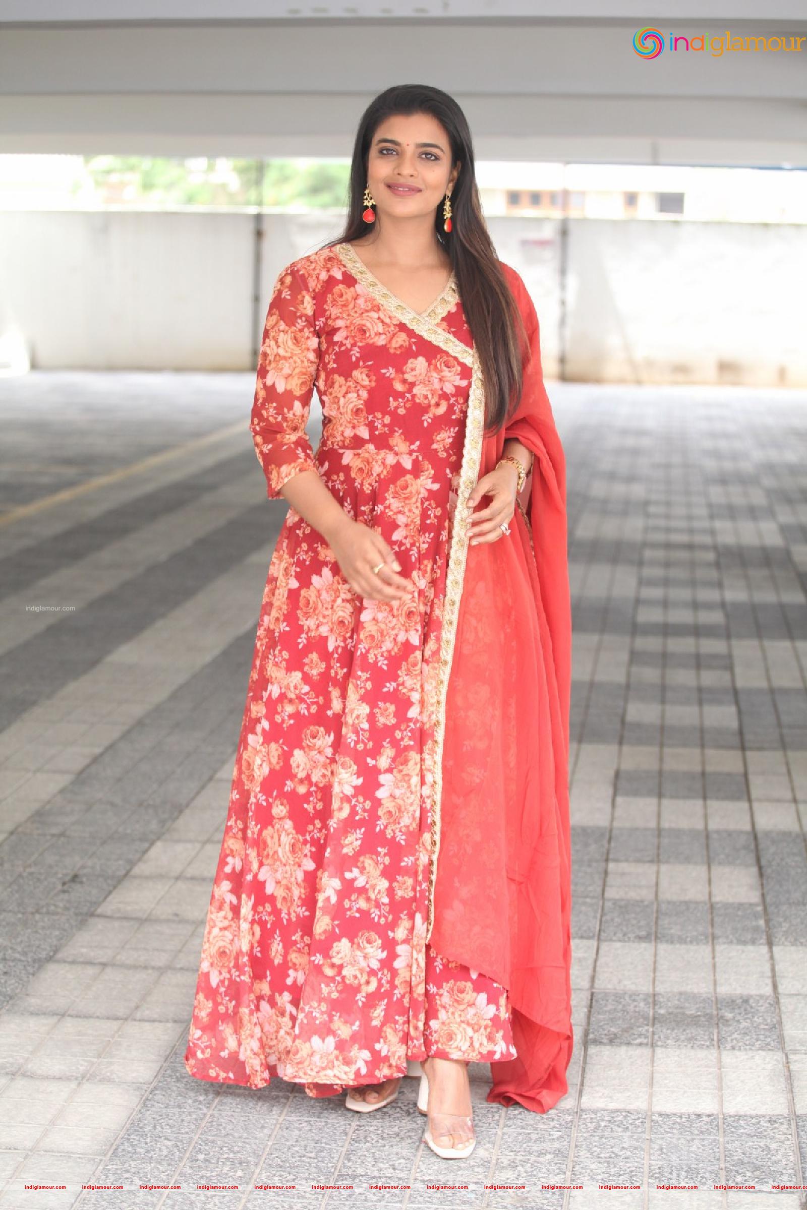 Aishwarya Rajesh Actress hd photo