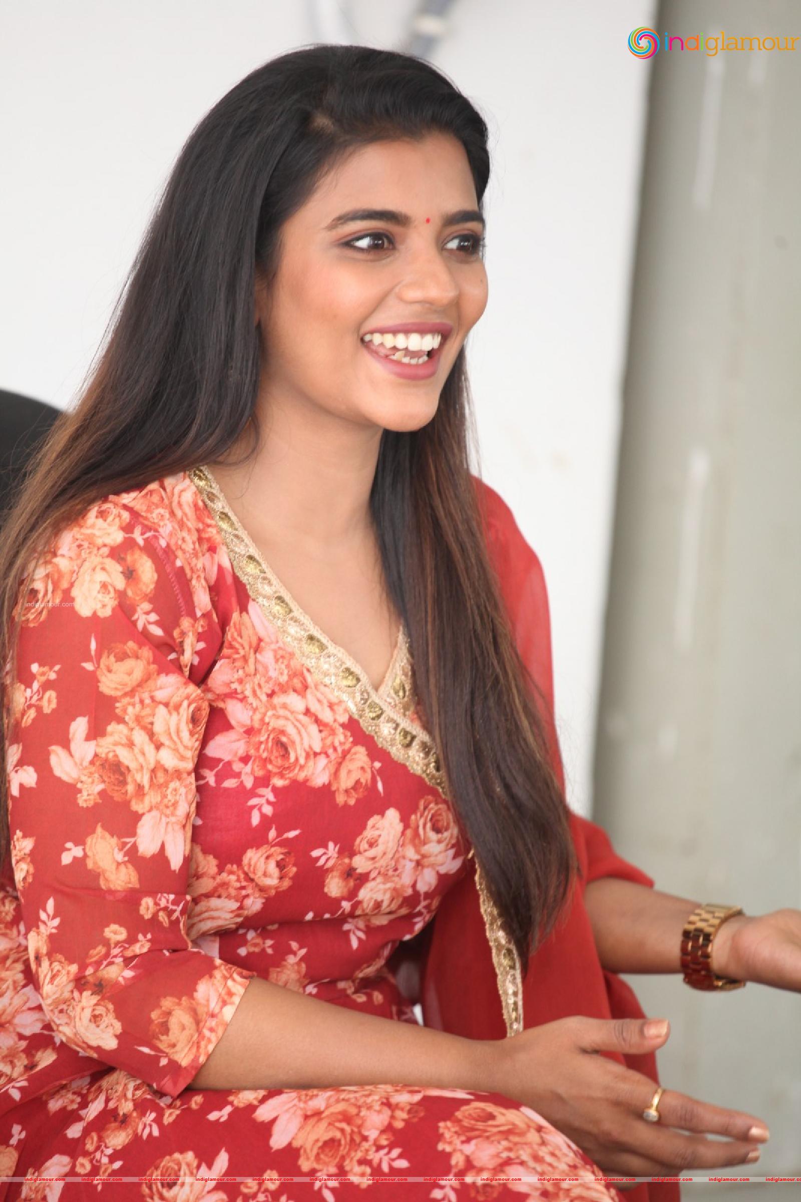 Aishwarya Rajesh Actress hd photo