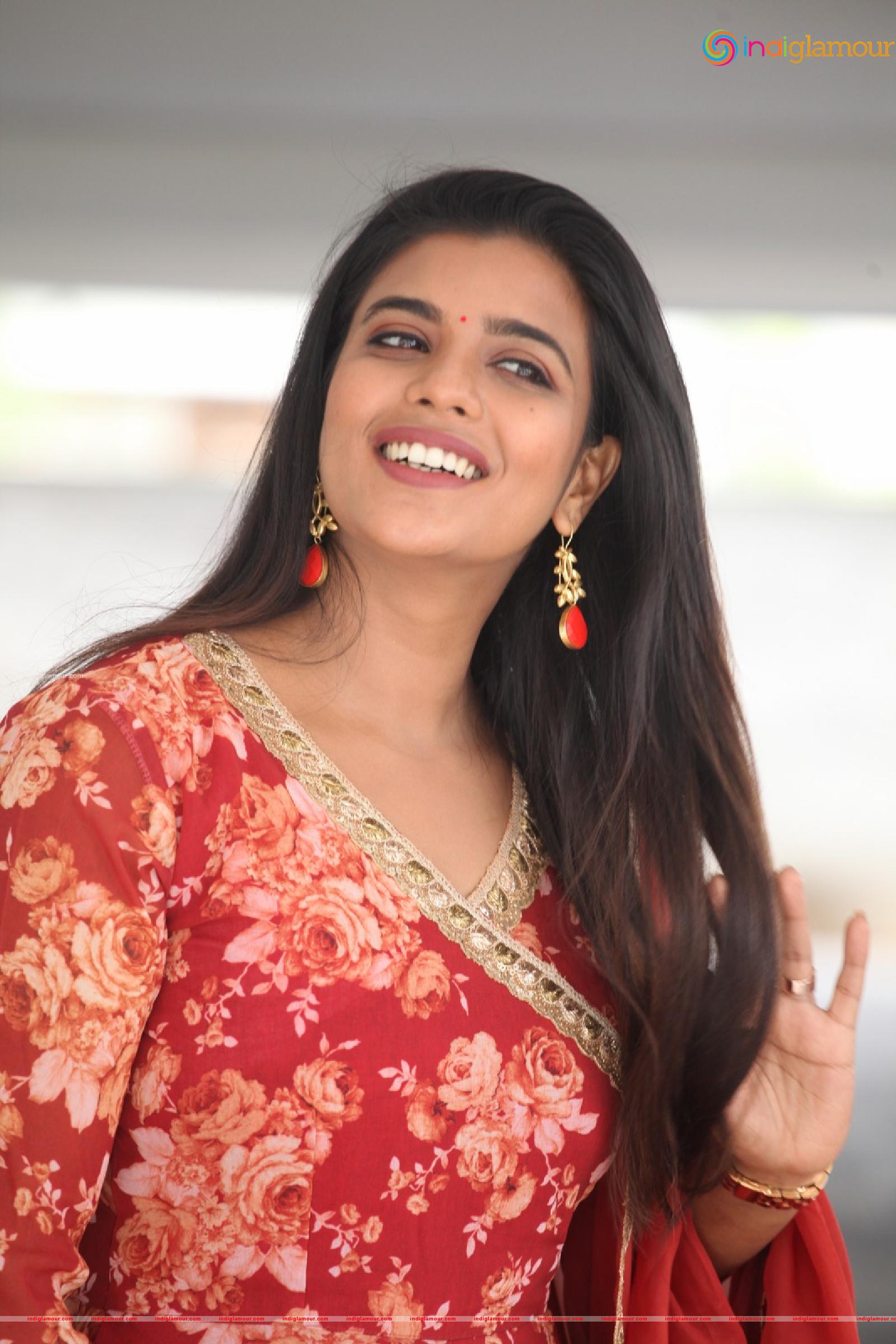 Aishwarya Rajesh Actress hd photo