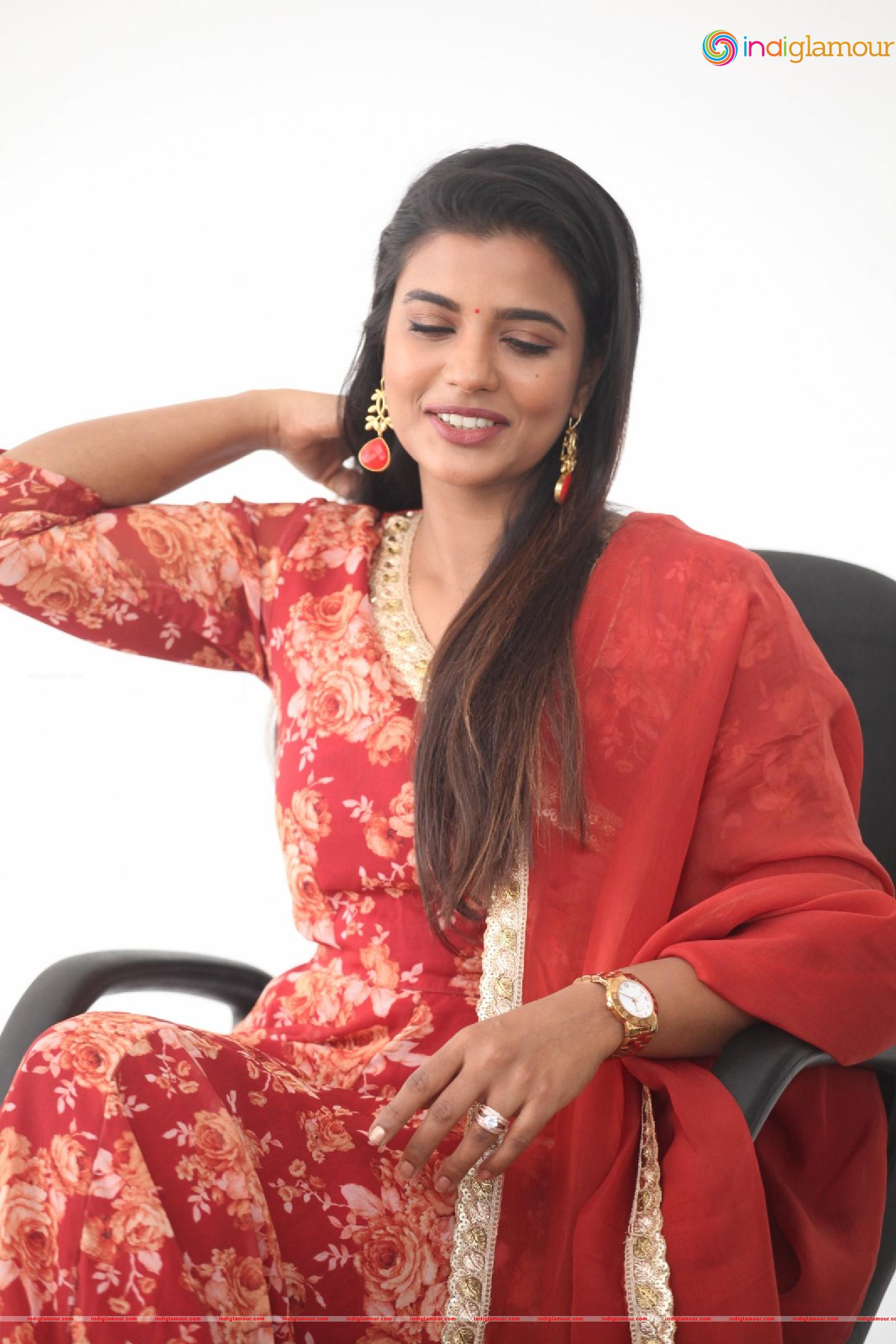 Aishwarya Rajesh Actress hd photo