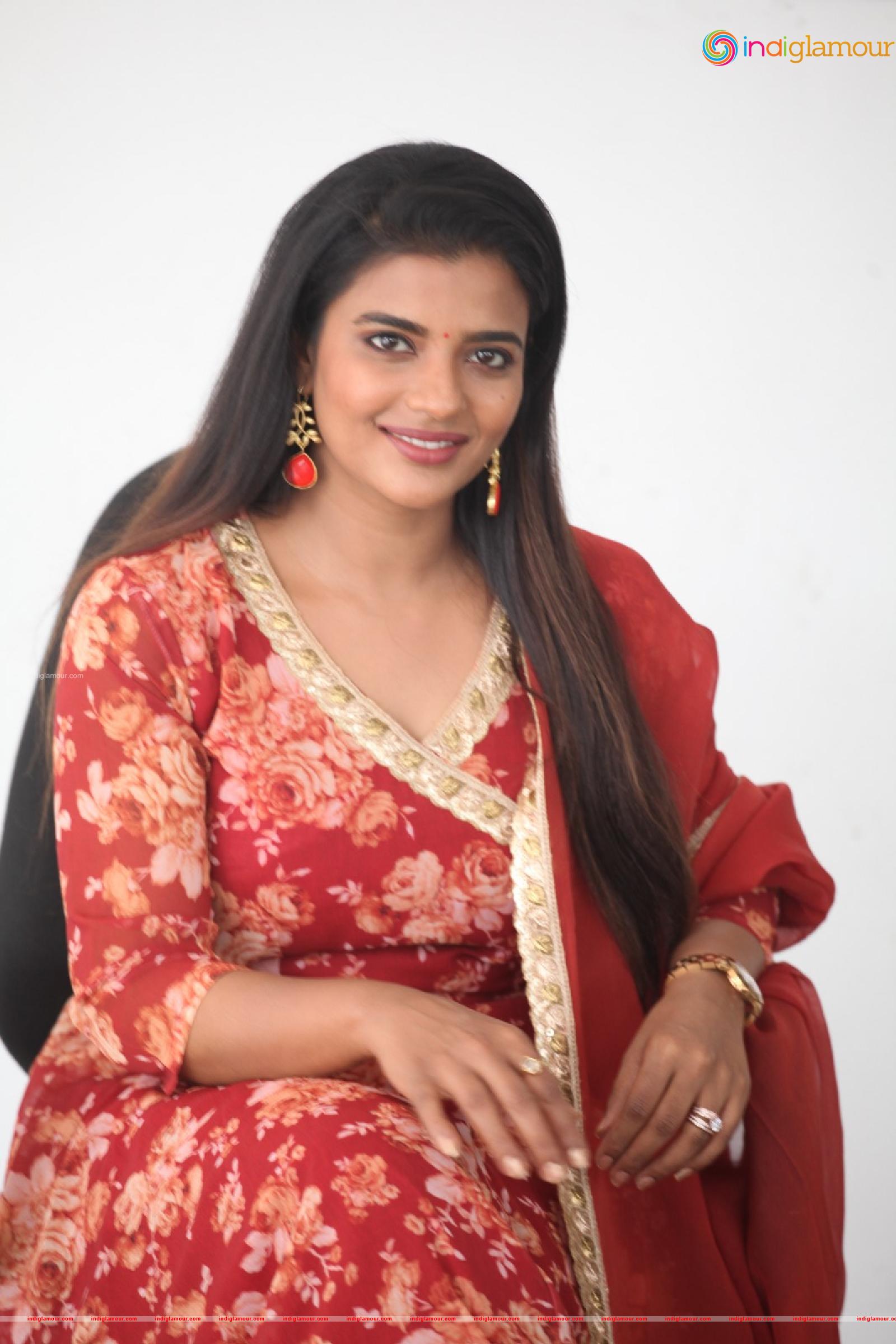 Aishwarya Rajesh Actress hd photo