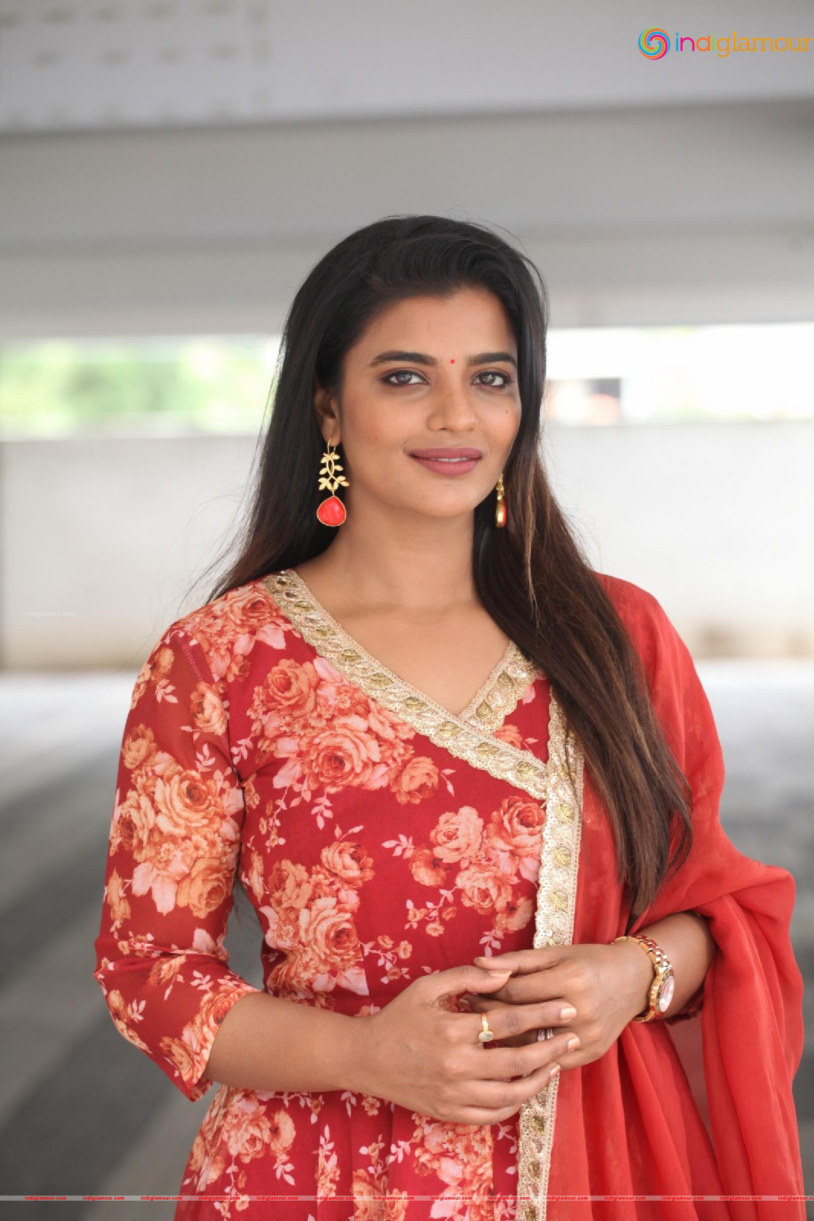 Aishwarya Rajesh Actress hd photo