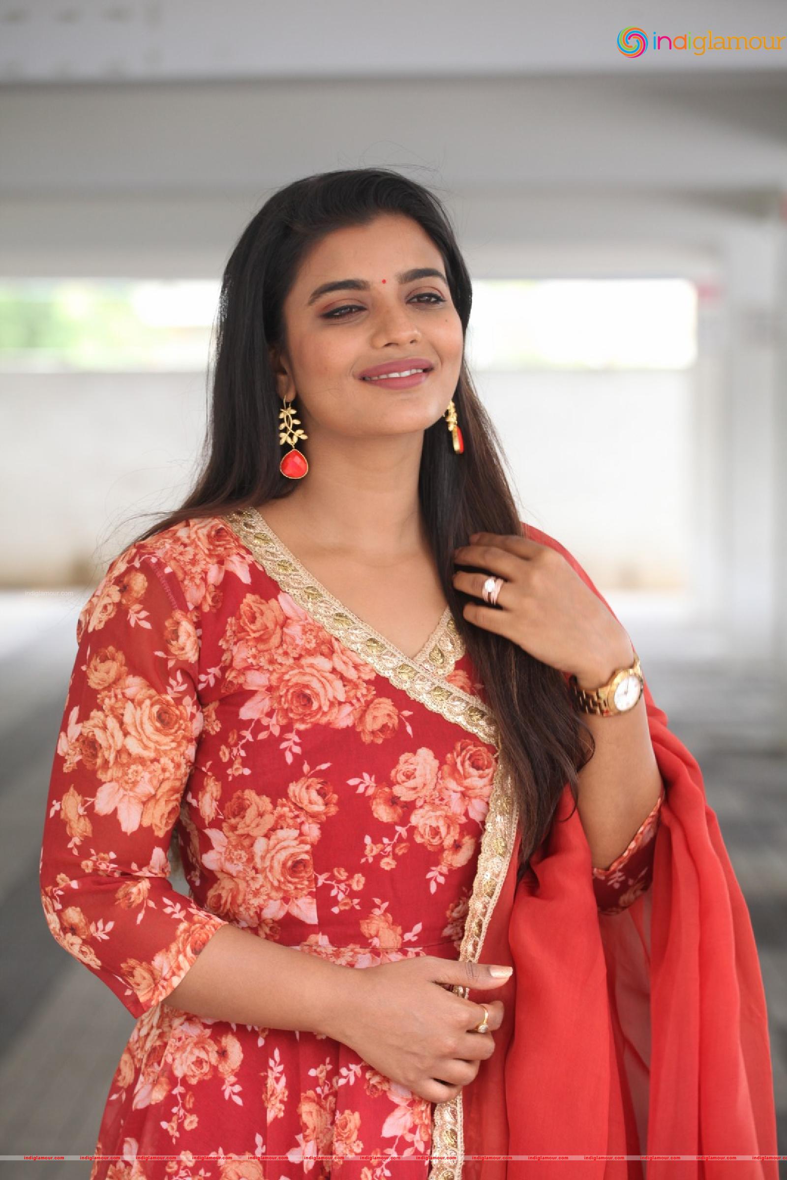 Aishwarya Rajesh Actress hd photo