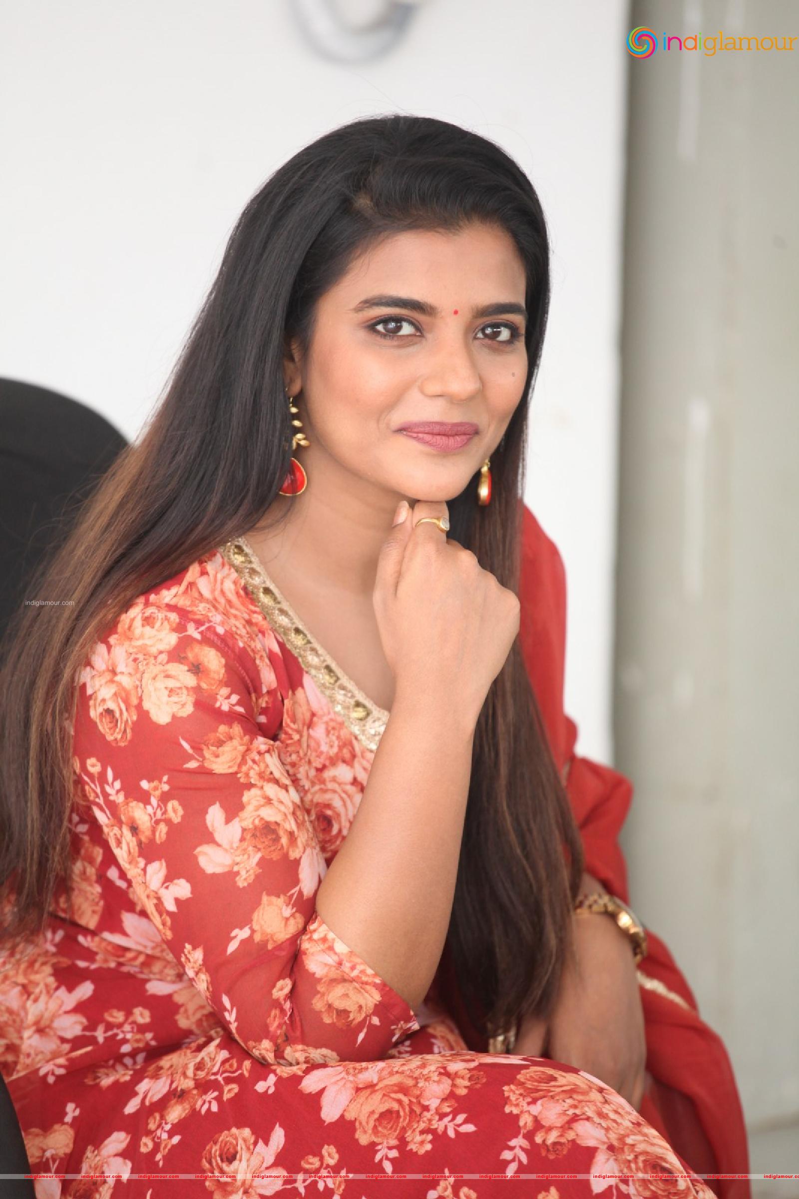 Aishwarya Rajesh Actress hd photo