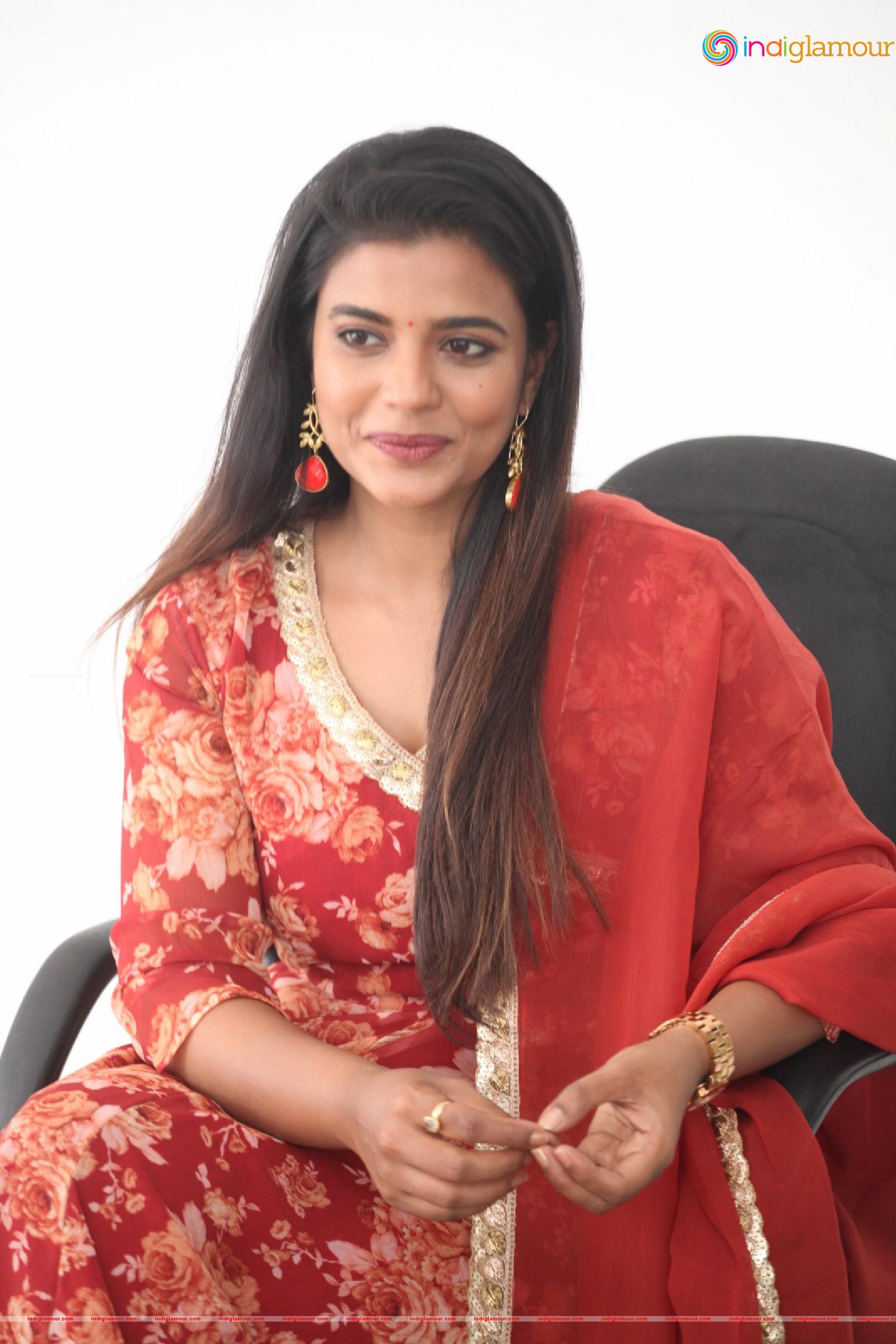 Aishwarya Rajesh Actress hd photo