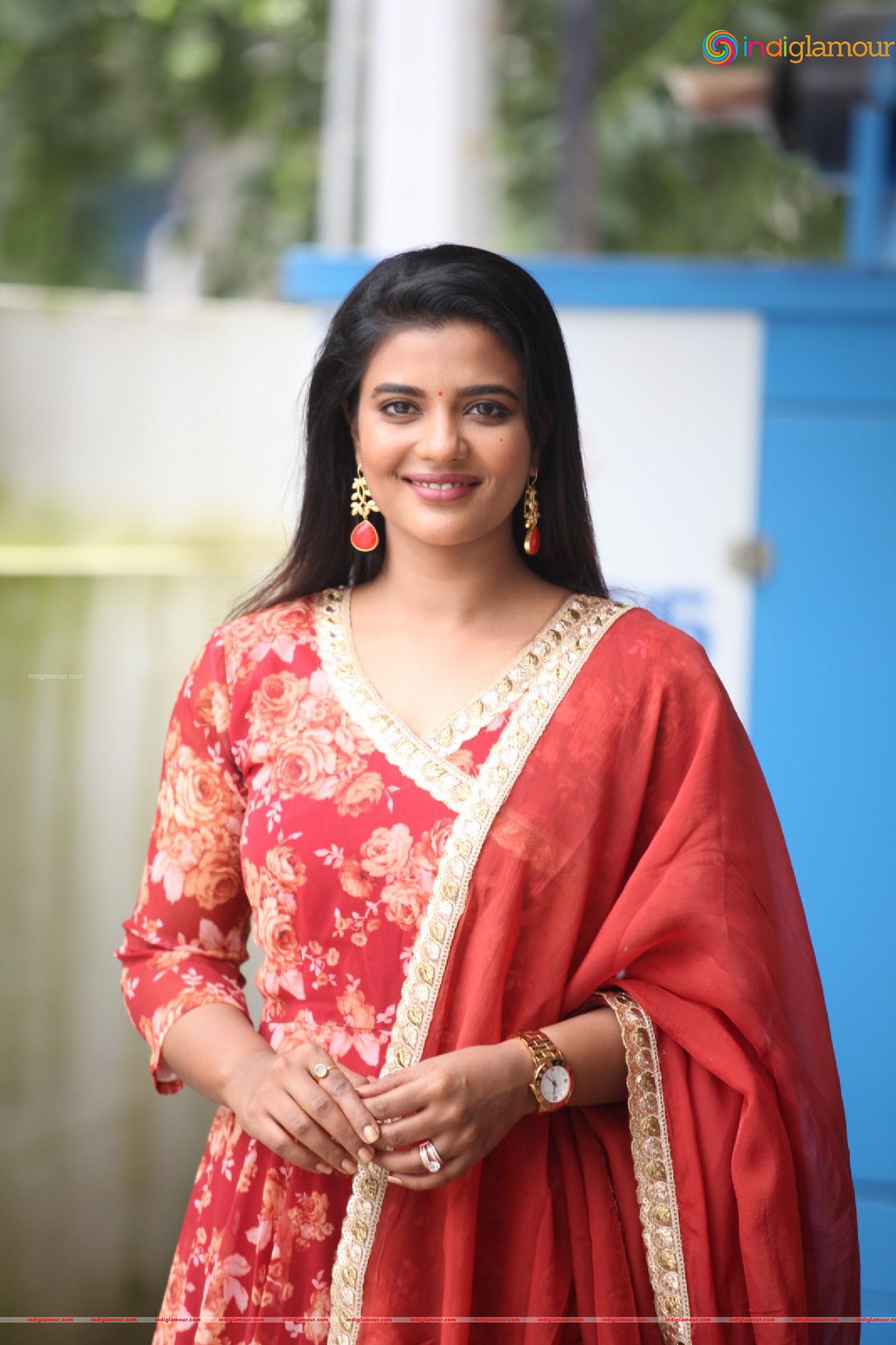 Aishwarya Rajesh Actress hd photo