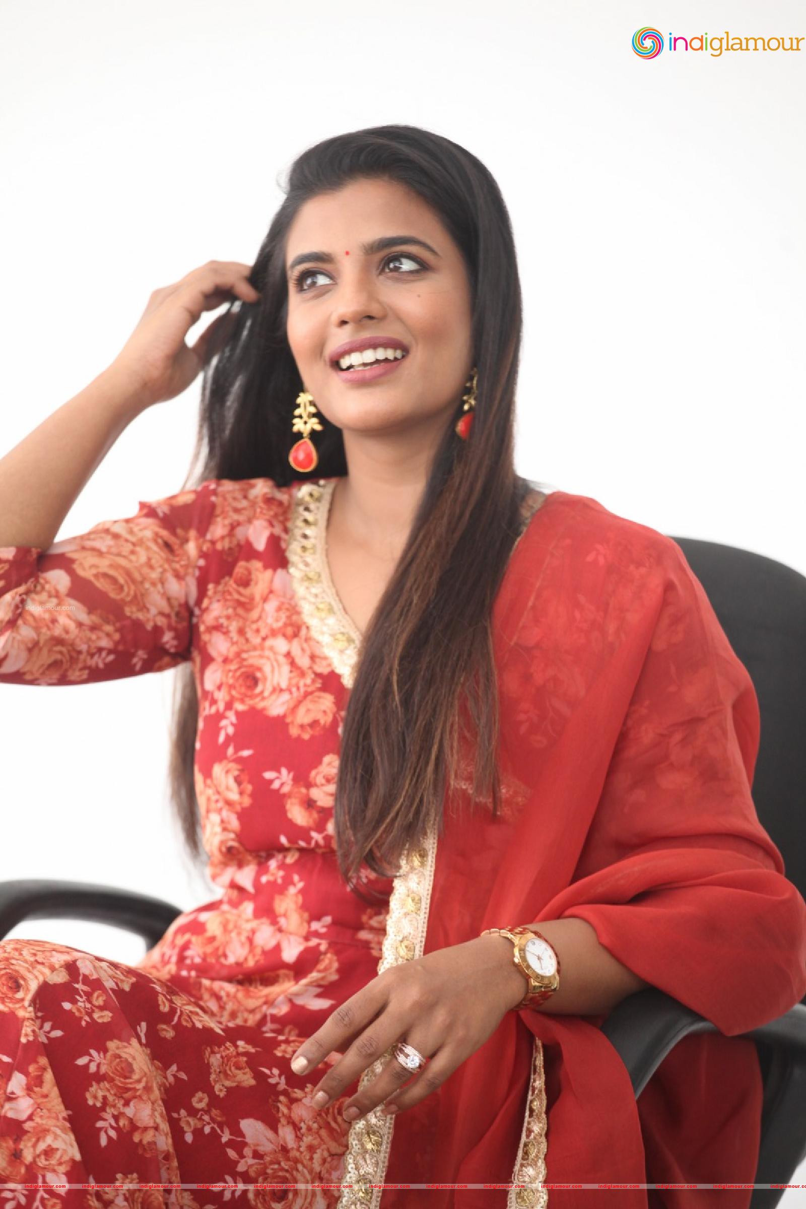 Aishwarya Rajesh Actress hd photo