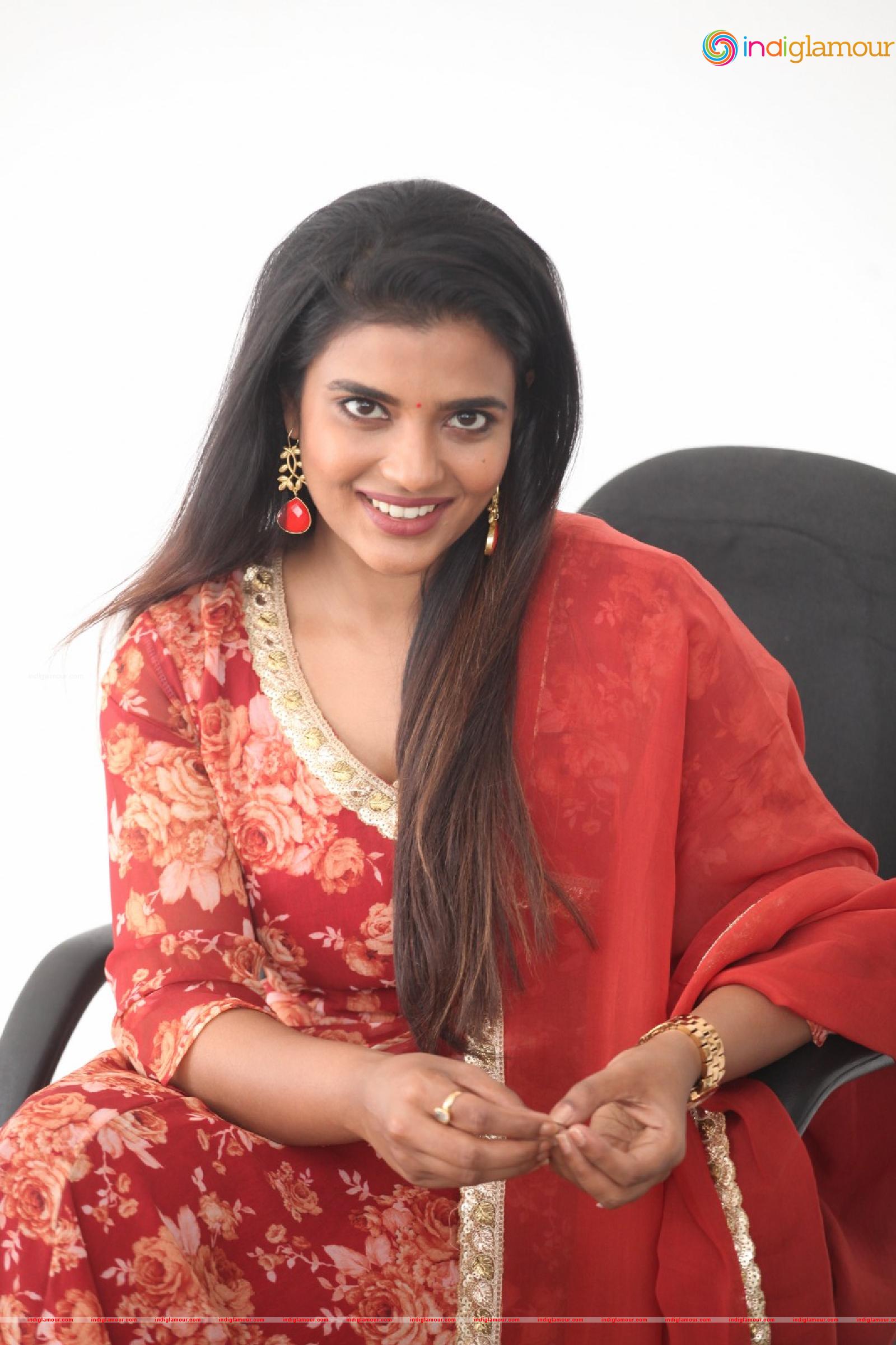 Aishwarya Rajesh Actress hd photo