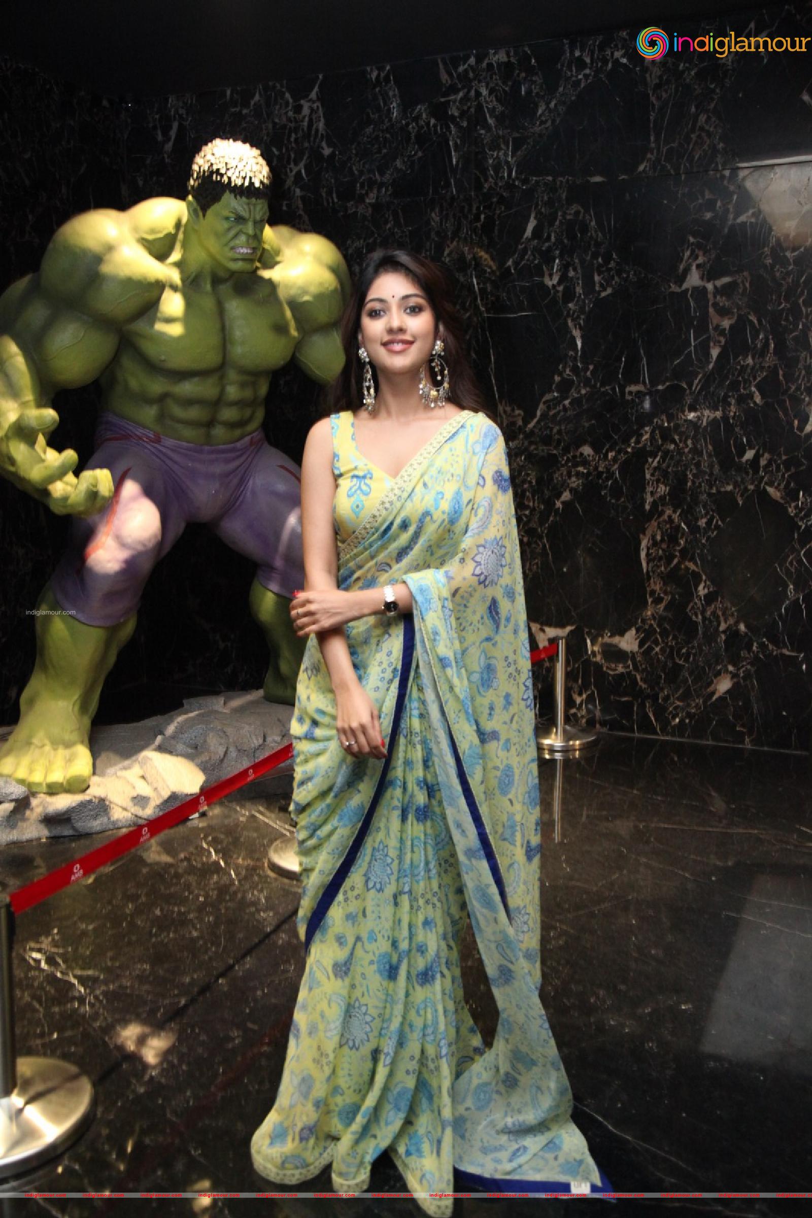 Anu Emmanuel Actress hd photo