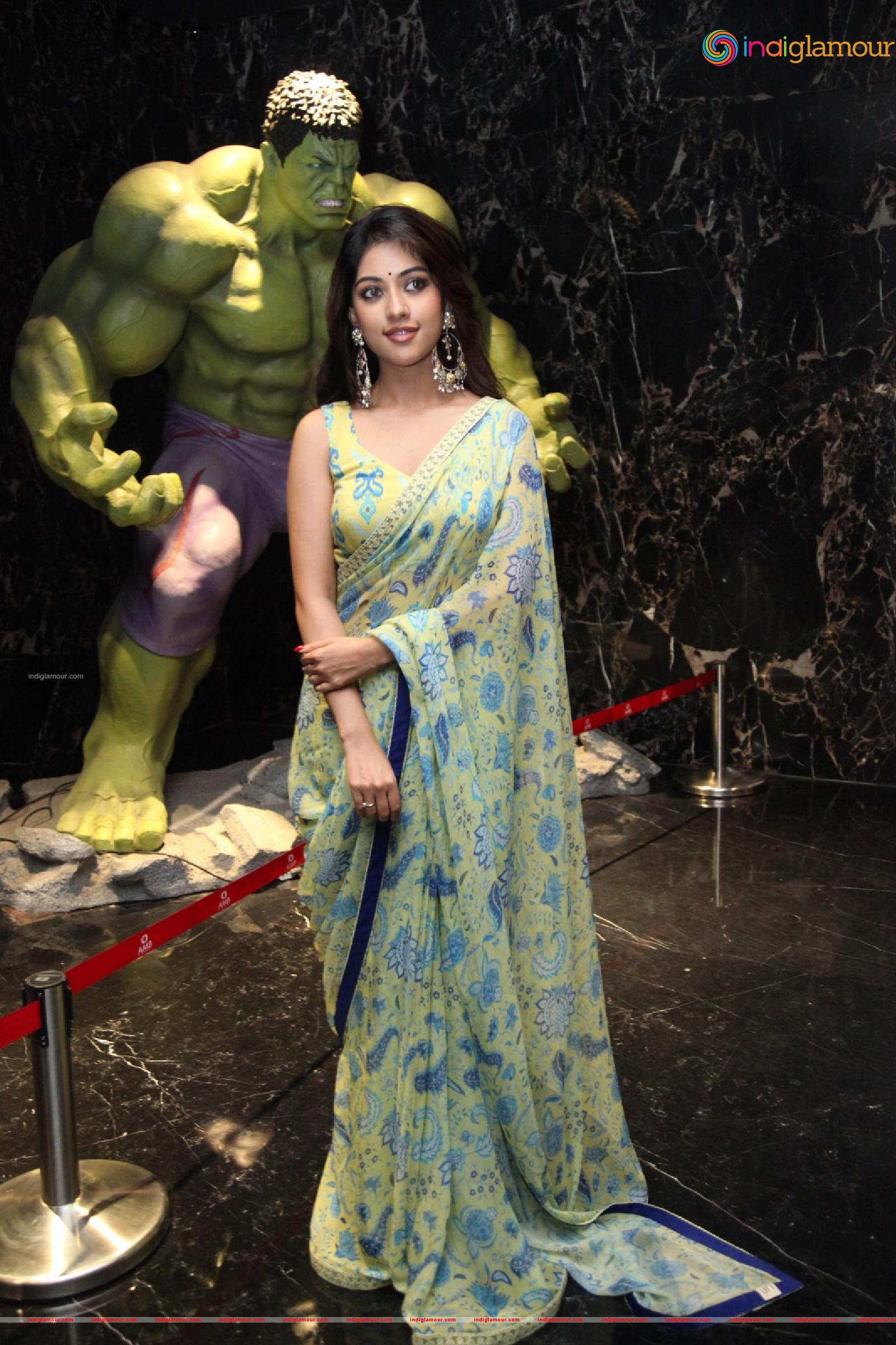 Anu Emmanuel Actress hd photo