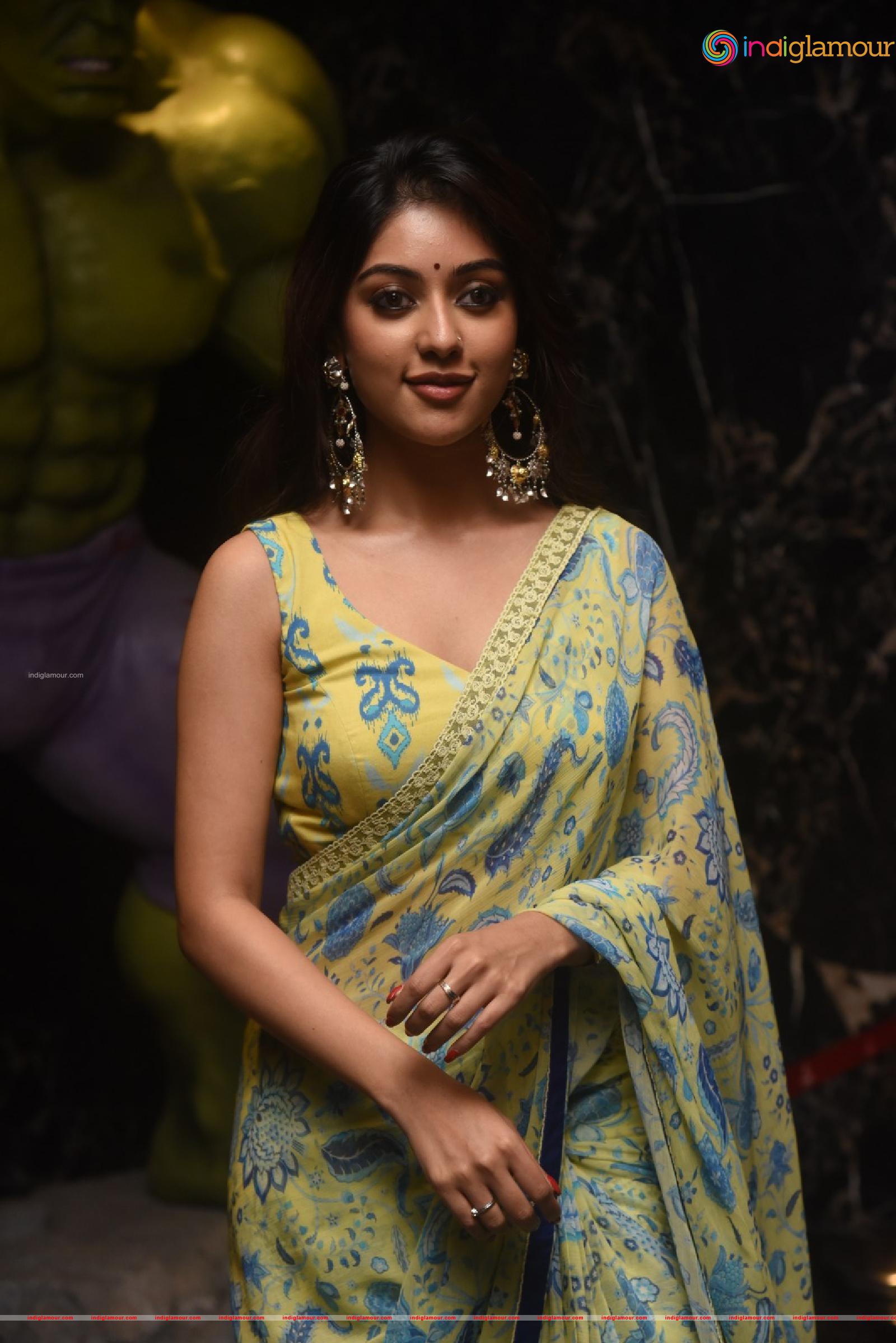 Anu Emmanuel Actress hd photo