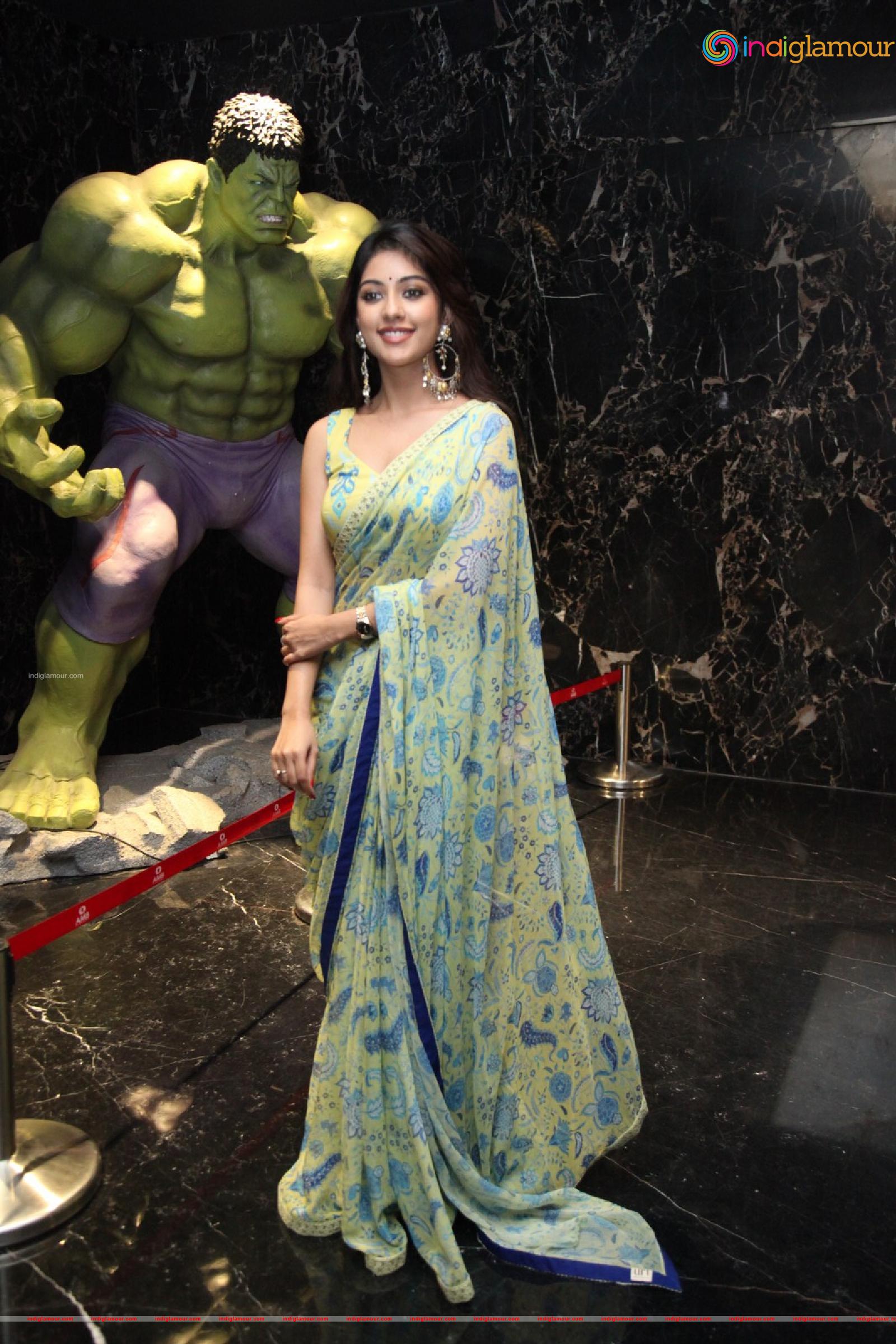 Anu Emmanuel Actress hd photo