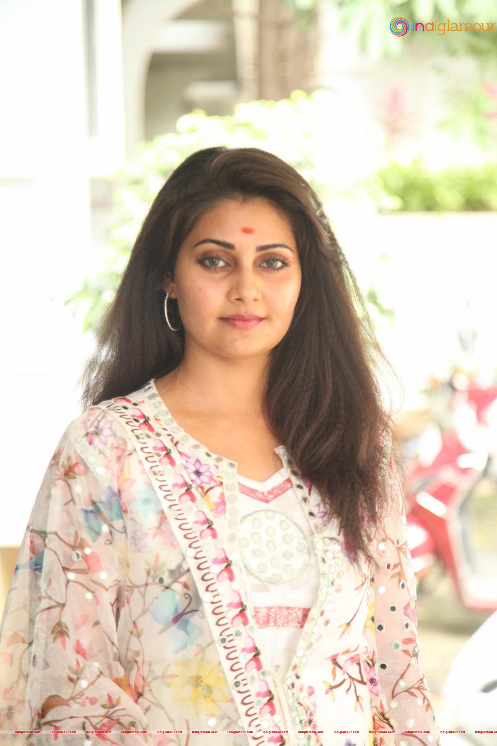 Manochitra Actress hd photo