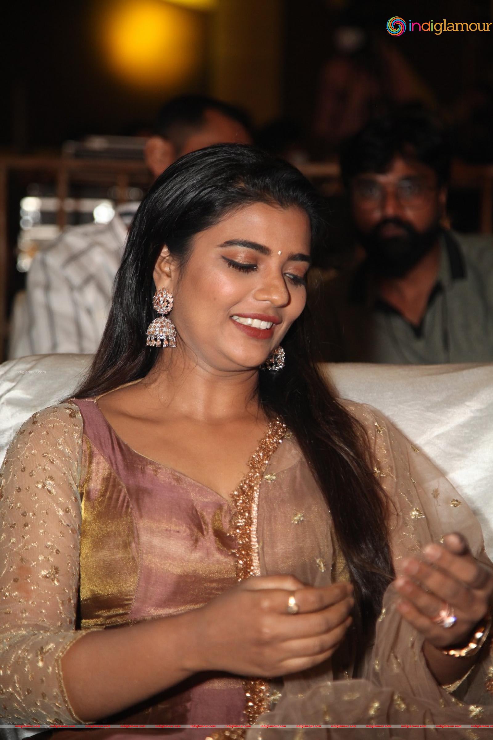 Aishwarya Rajesh Actress hd photo