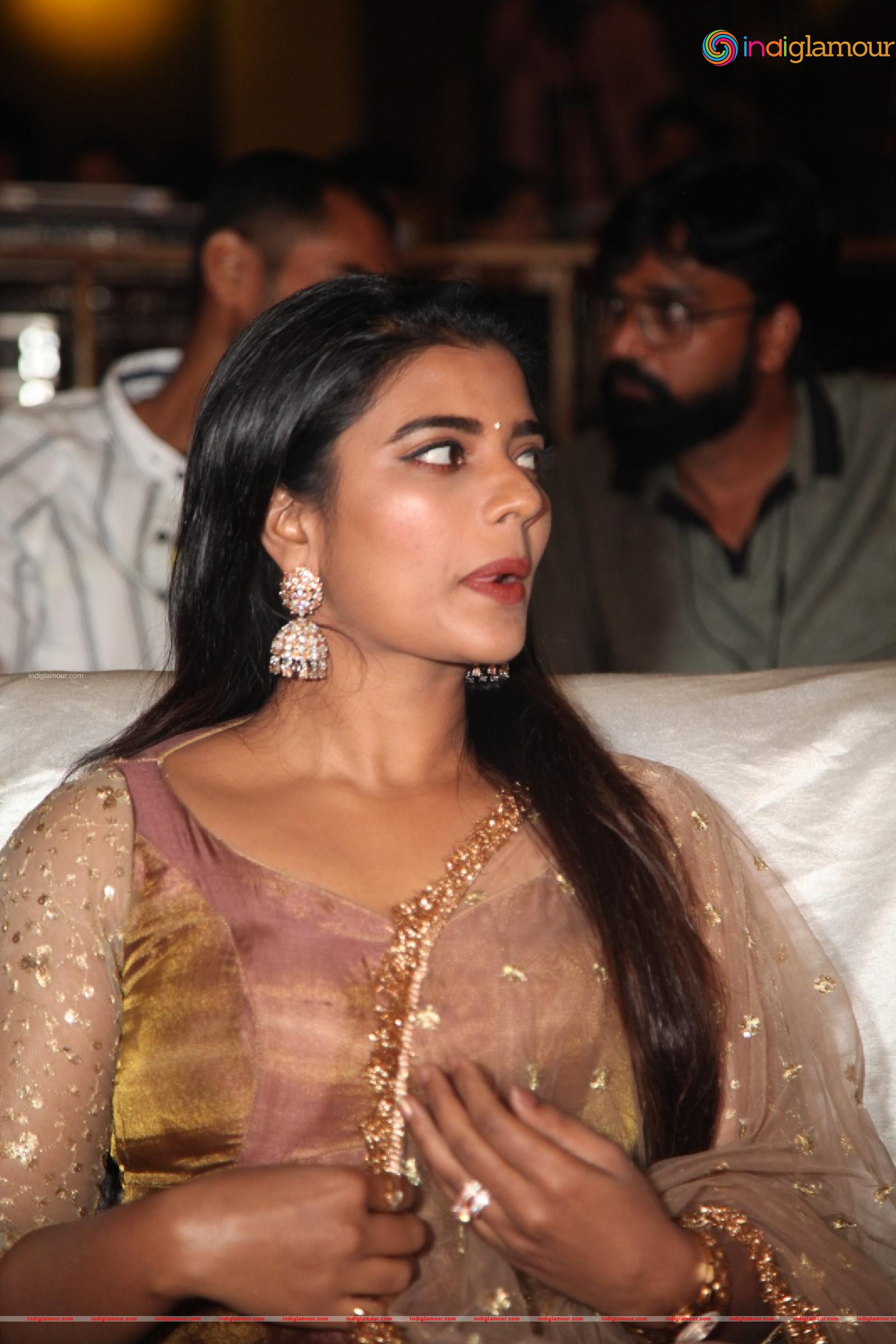 Aishwarya Rajesh Actress hd photo