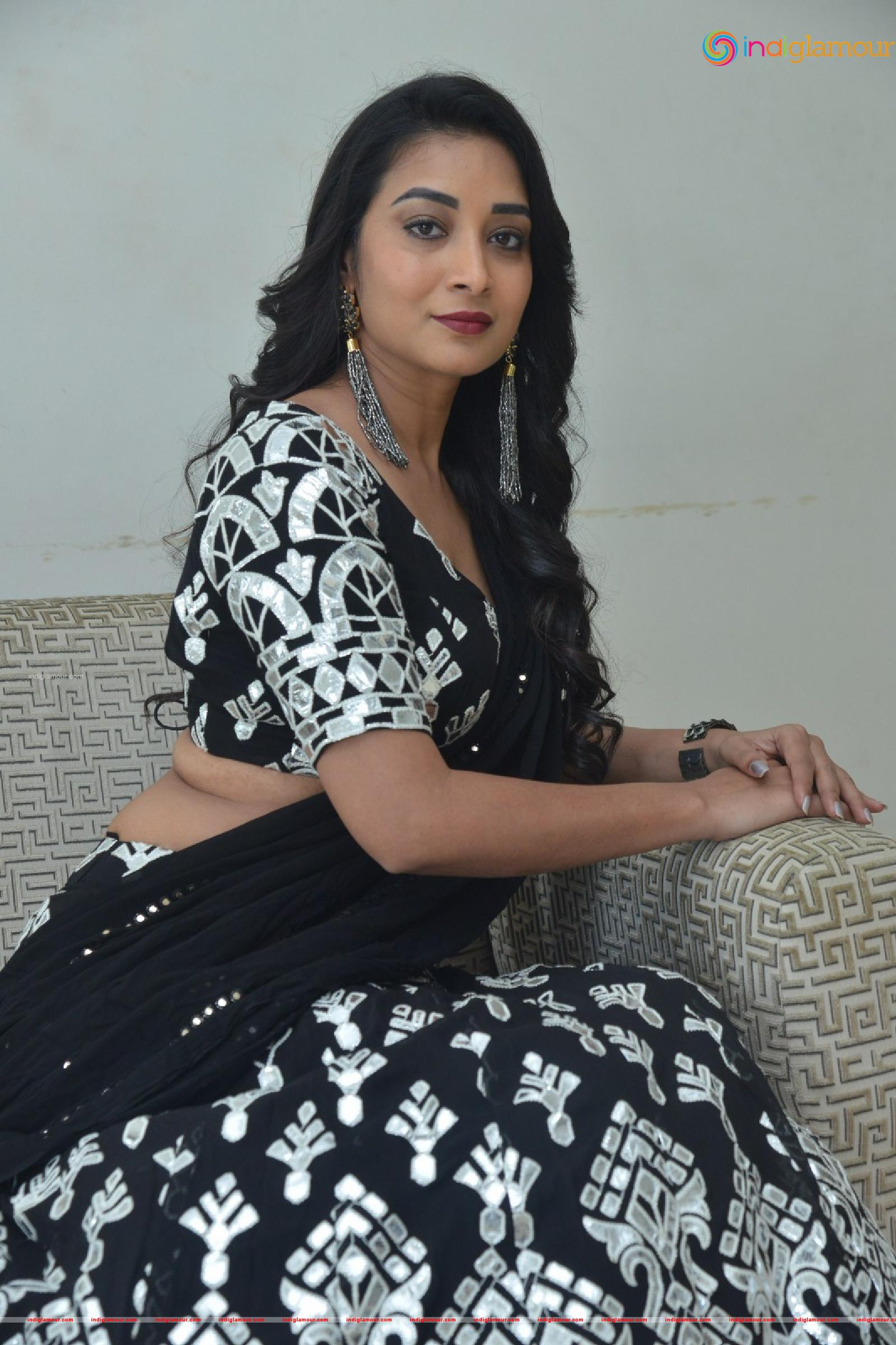 Bhanu Sree Actress hd photo