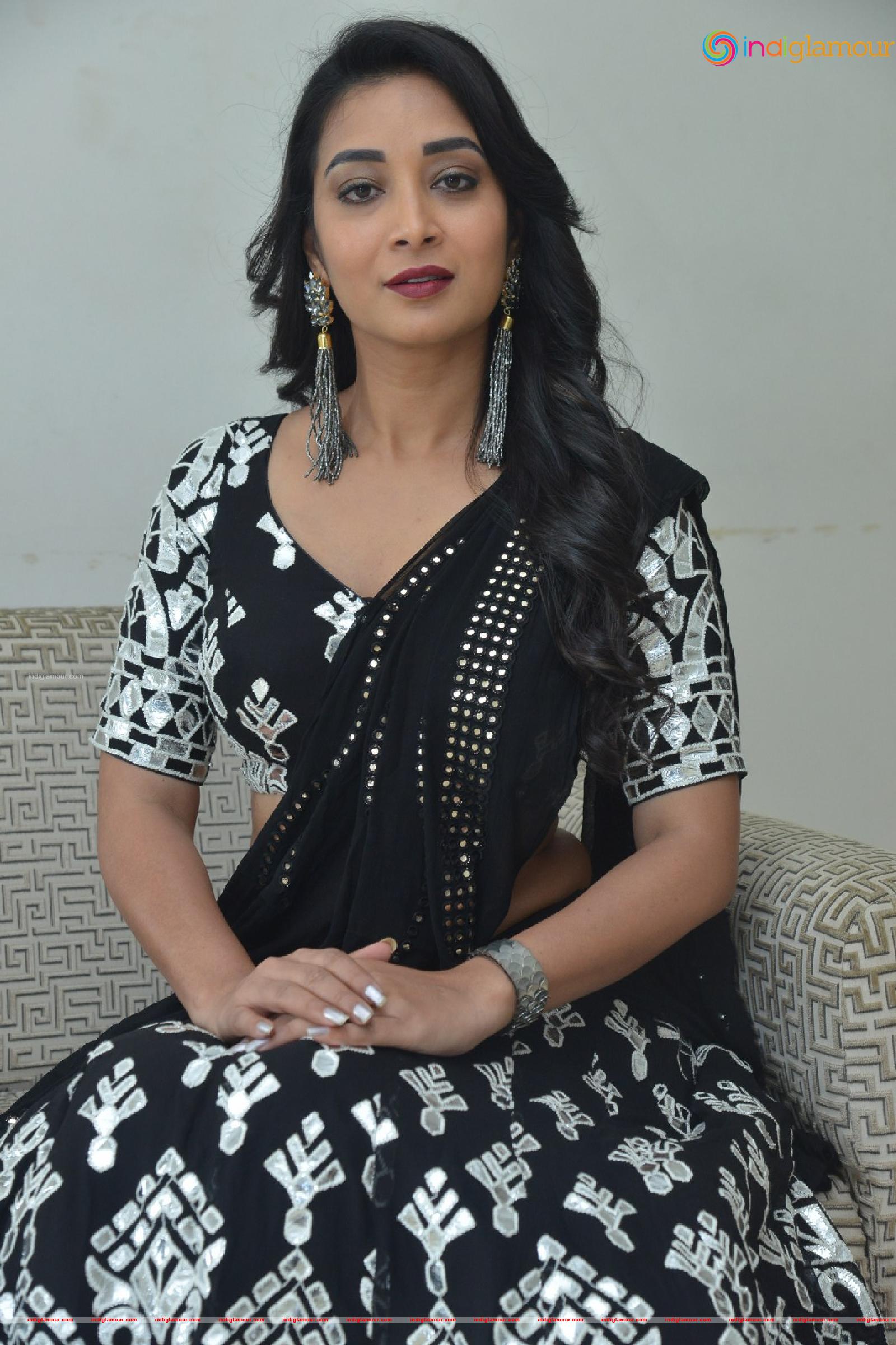 Bhanu Sree Actress hd photo