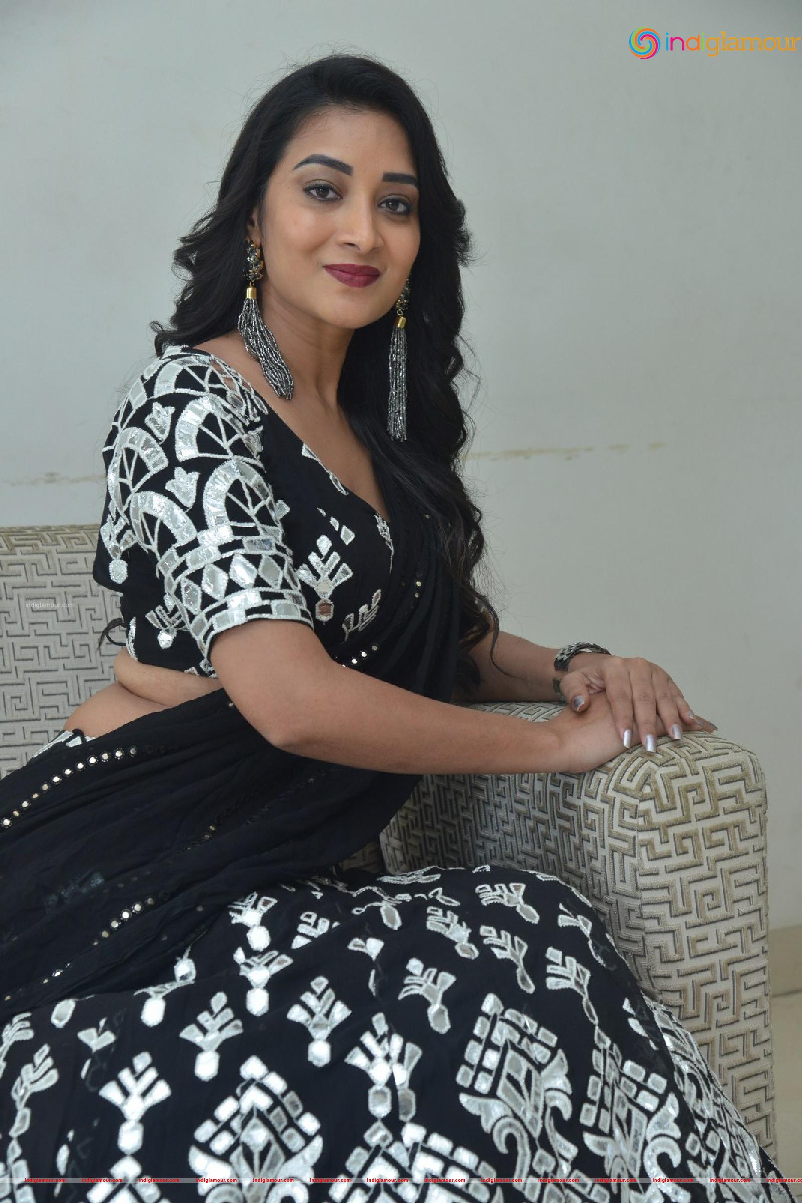 Bhanu Sree Actress hd photo
