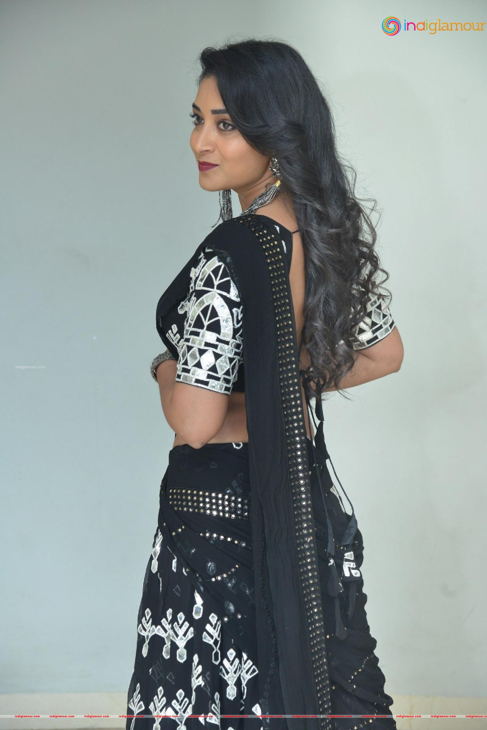 Bhanu Sree Actress hd photo