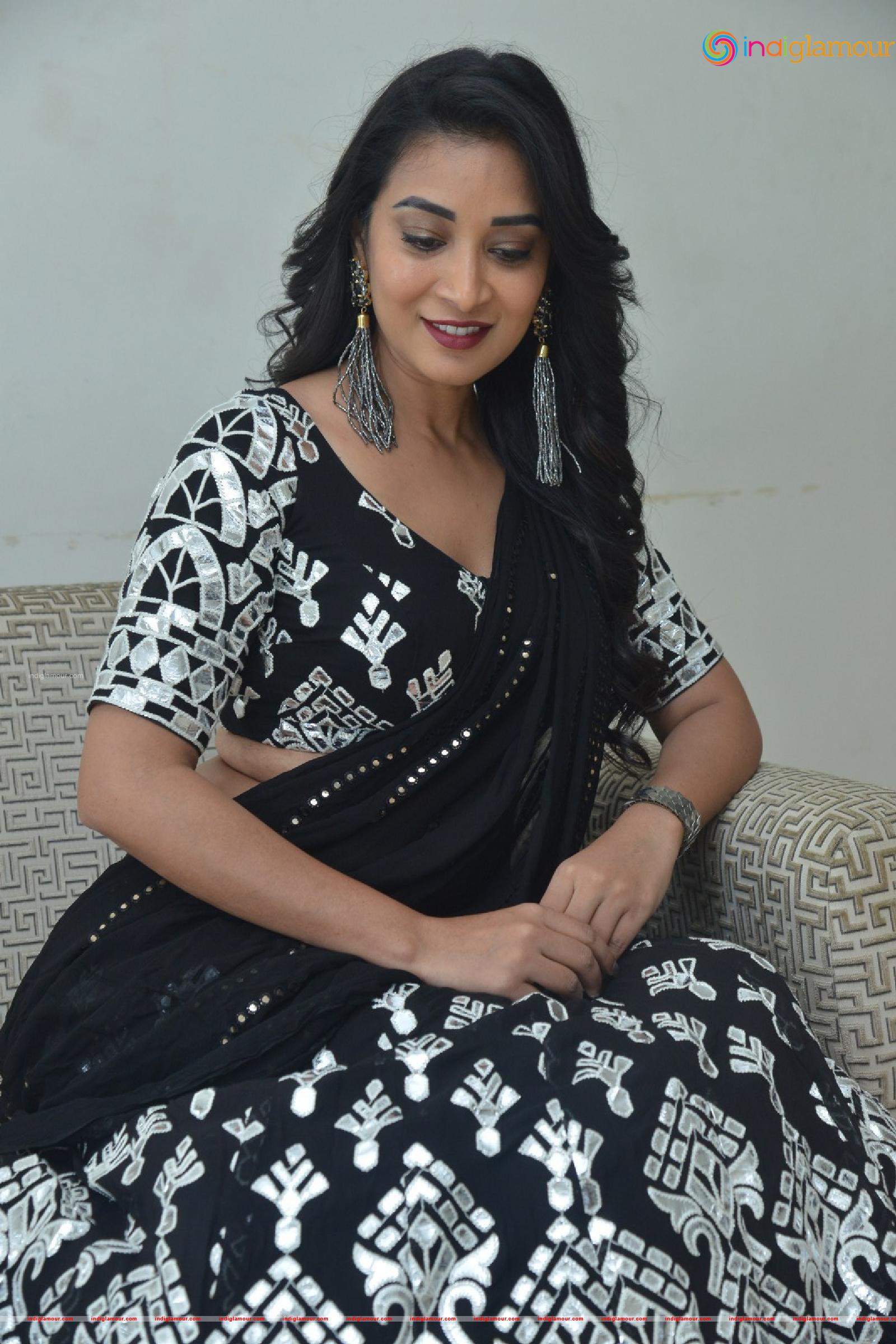 Bhanu Sree Actress hd photo