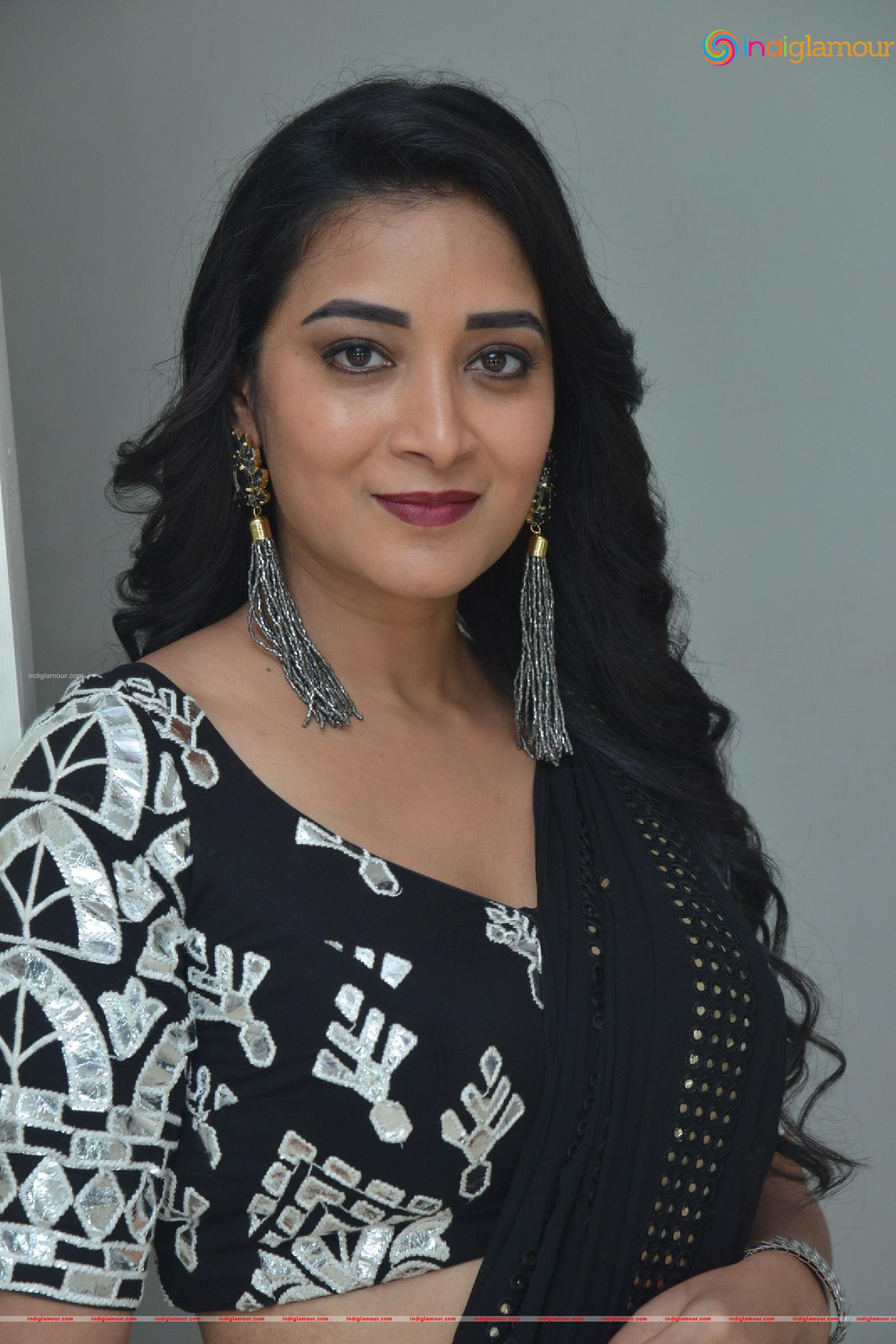 Bhanu Sree Actress hd photo