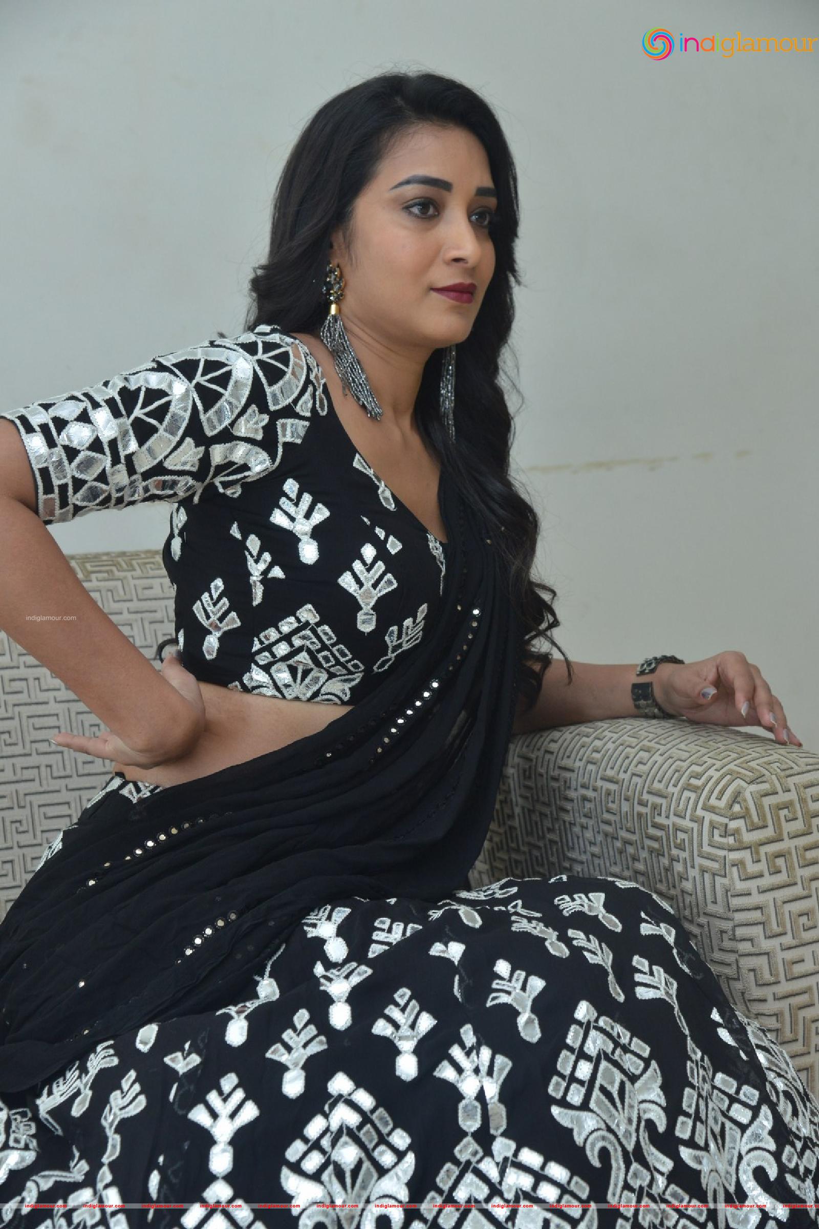 Bhanu Sree Actress hd photo