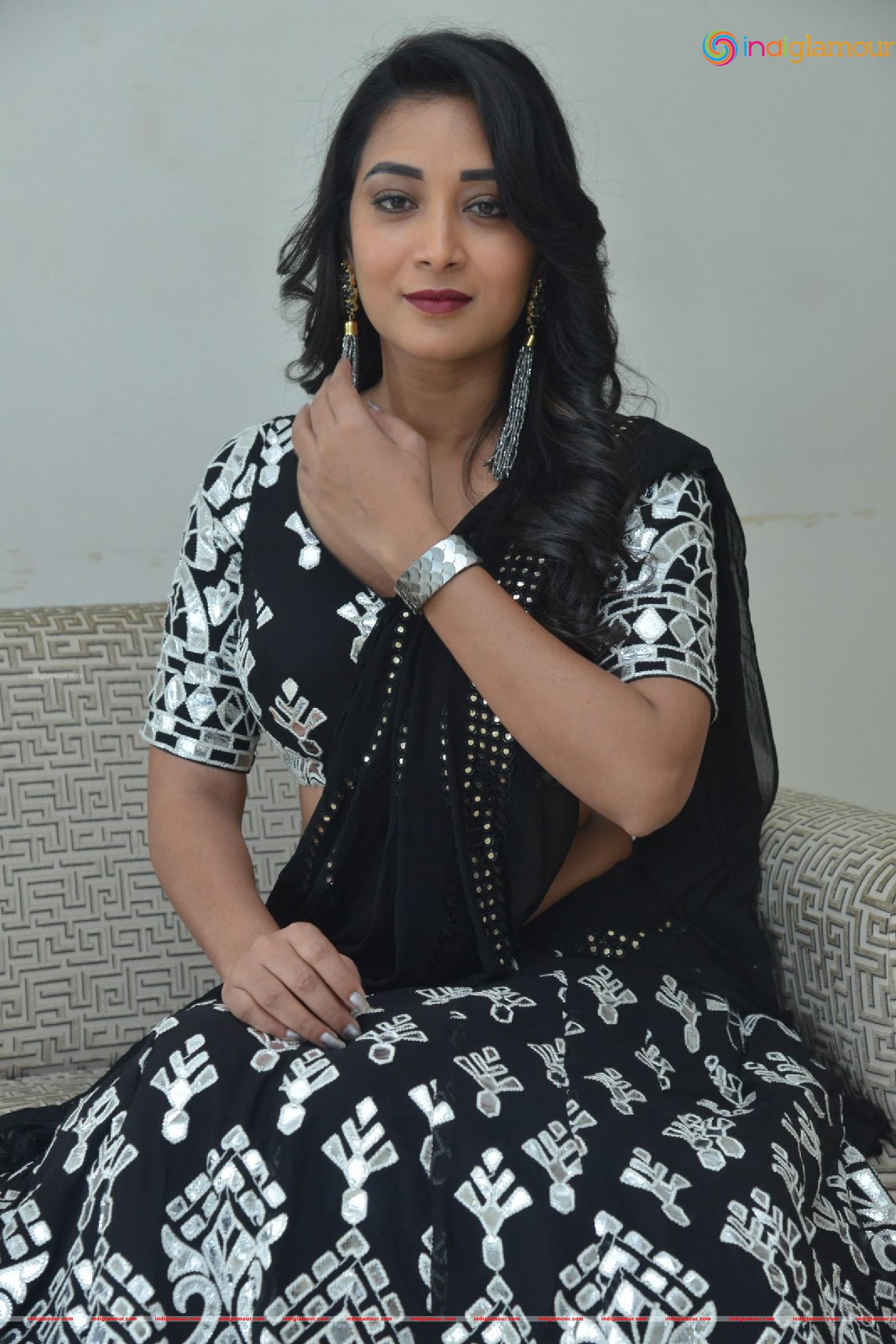 Bhanu Sree Actress hd photo