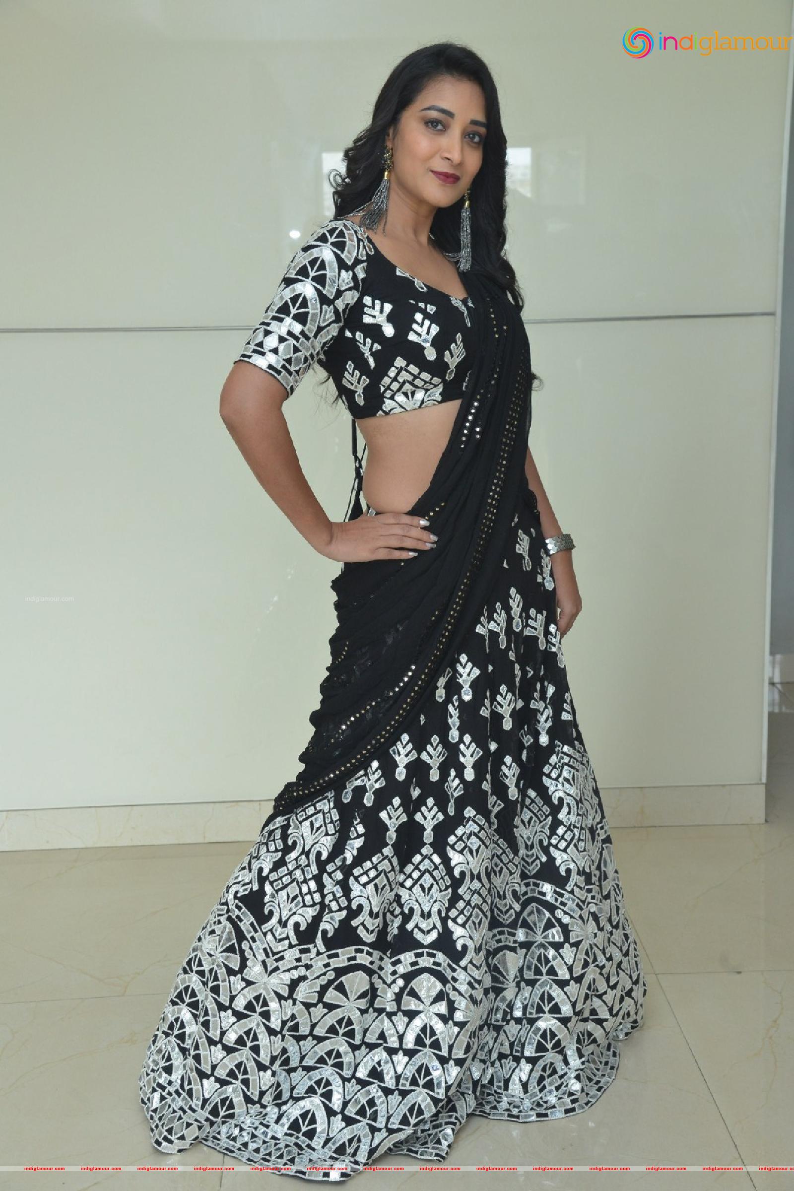 Bhanu Sree Actress hd photo