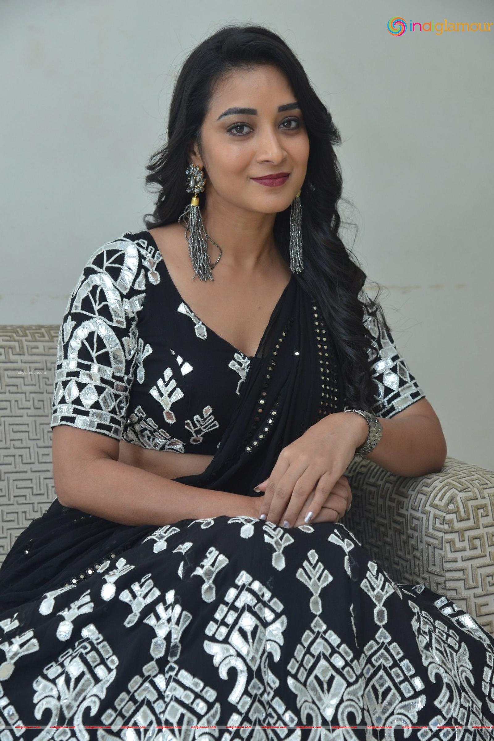 Bhanu Sree Actress hd photo