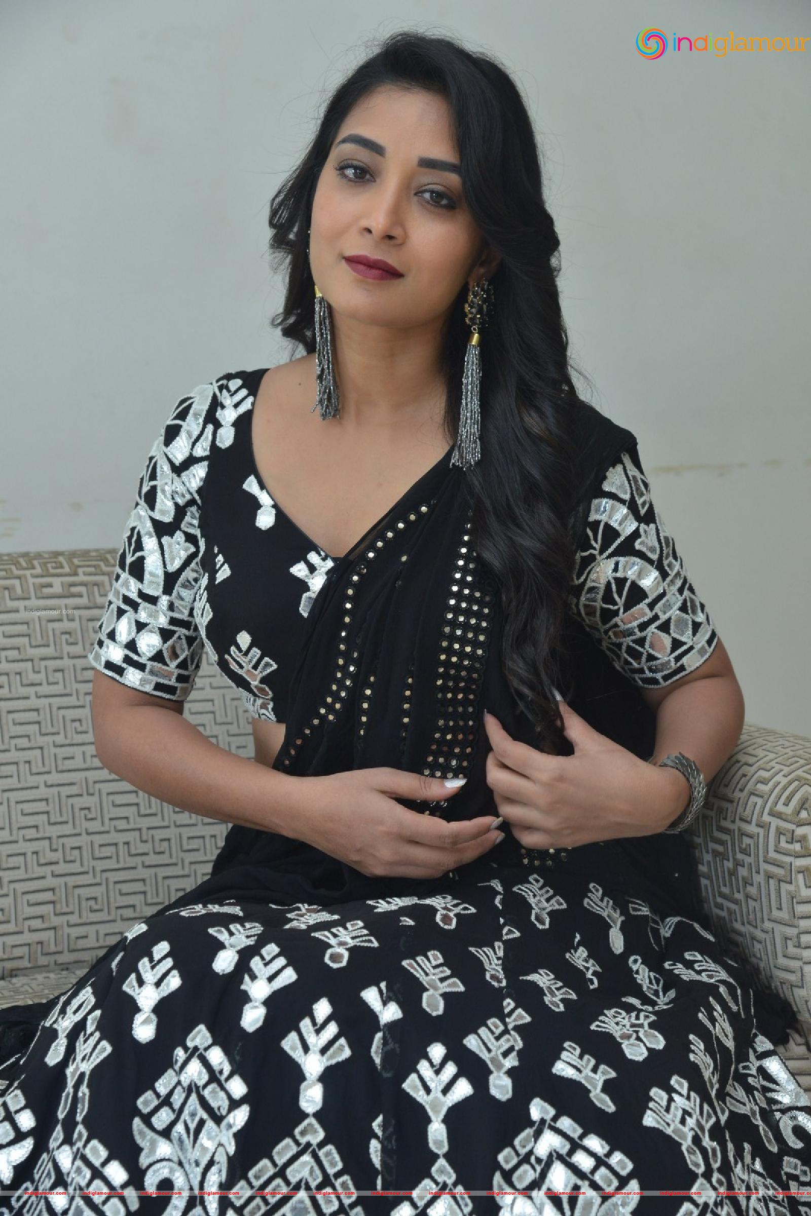 Bhanu Sree Actress hd photo