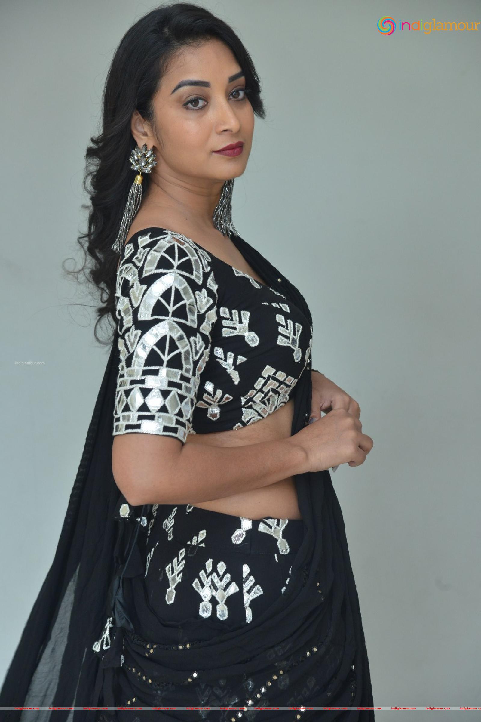 Bhanu Sree Actress hd photo