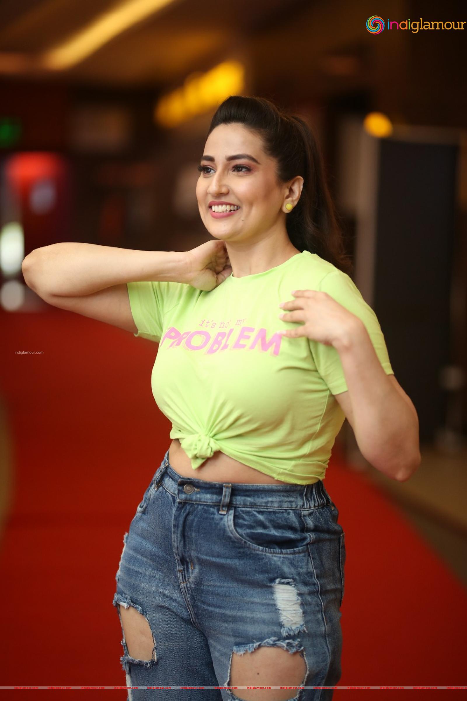 Manjusha Actress hd photo